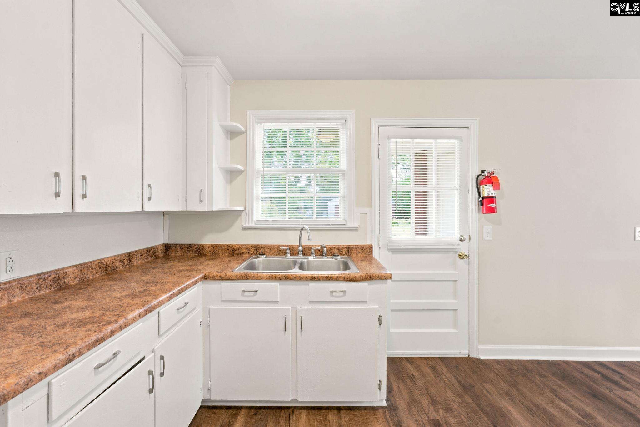 1534 S Kilbourne Road Columbia, SC 29205