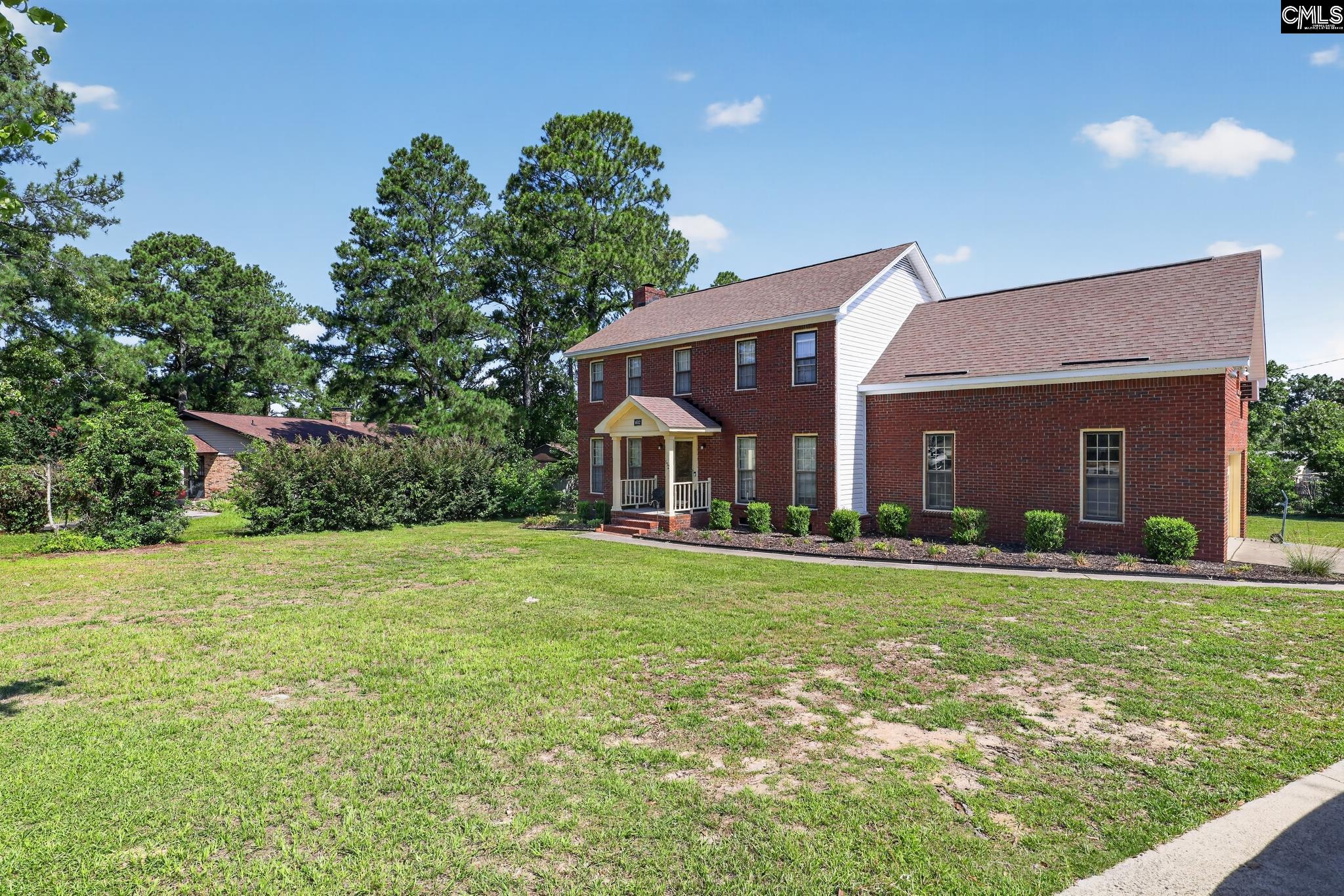 632 N Donar Columbia, SC 29229