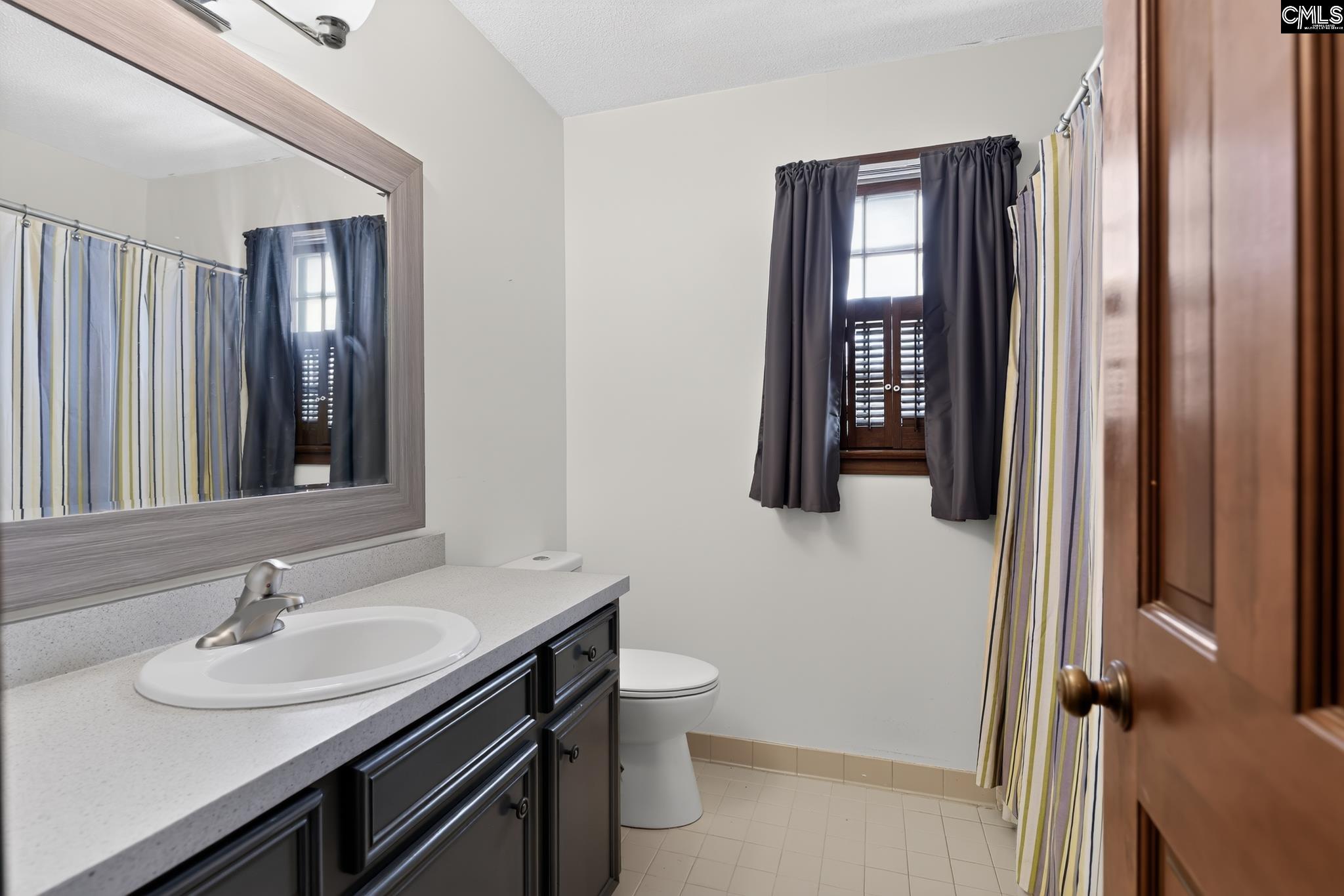 632 N Donar Columbia, SC 29229