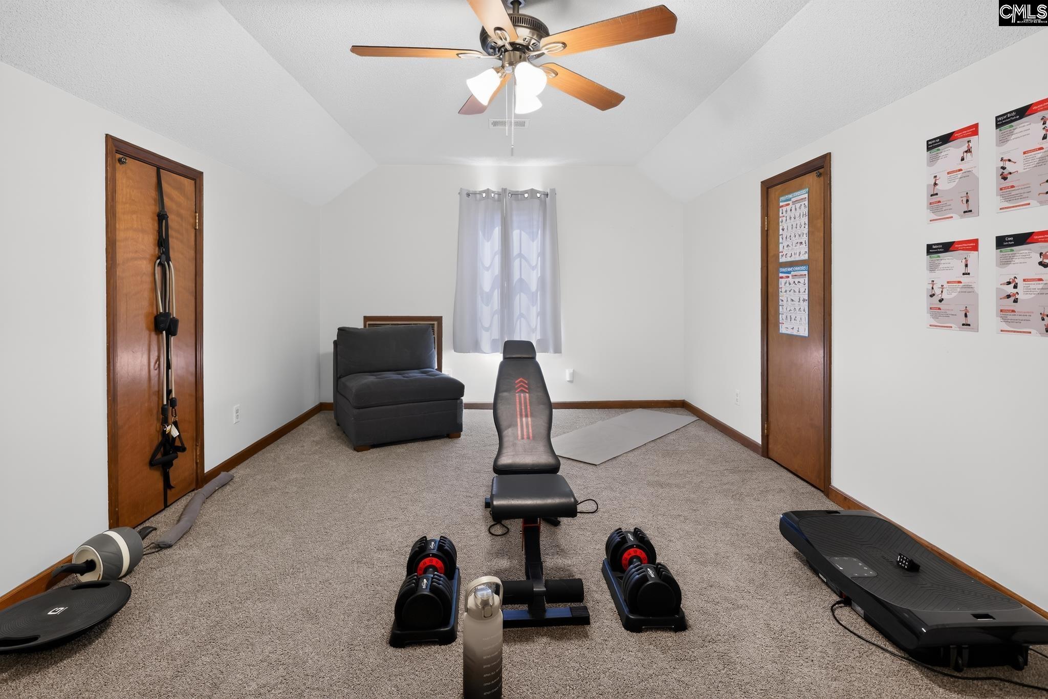 632 N Donar Columbia, SC 29229