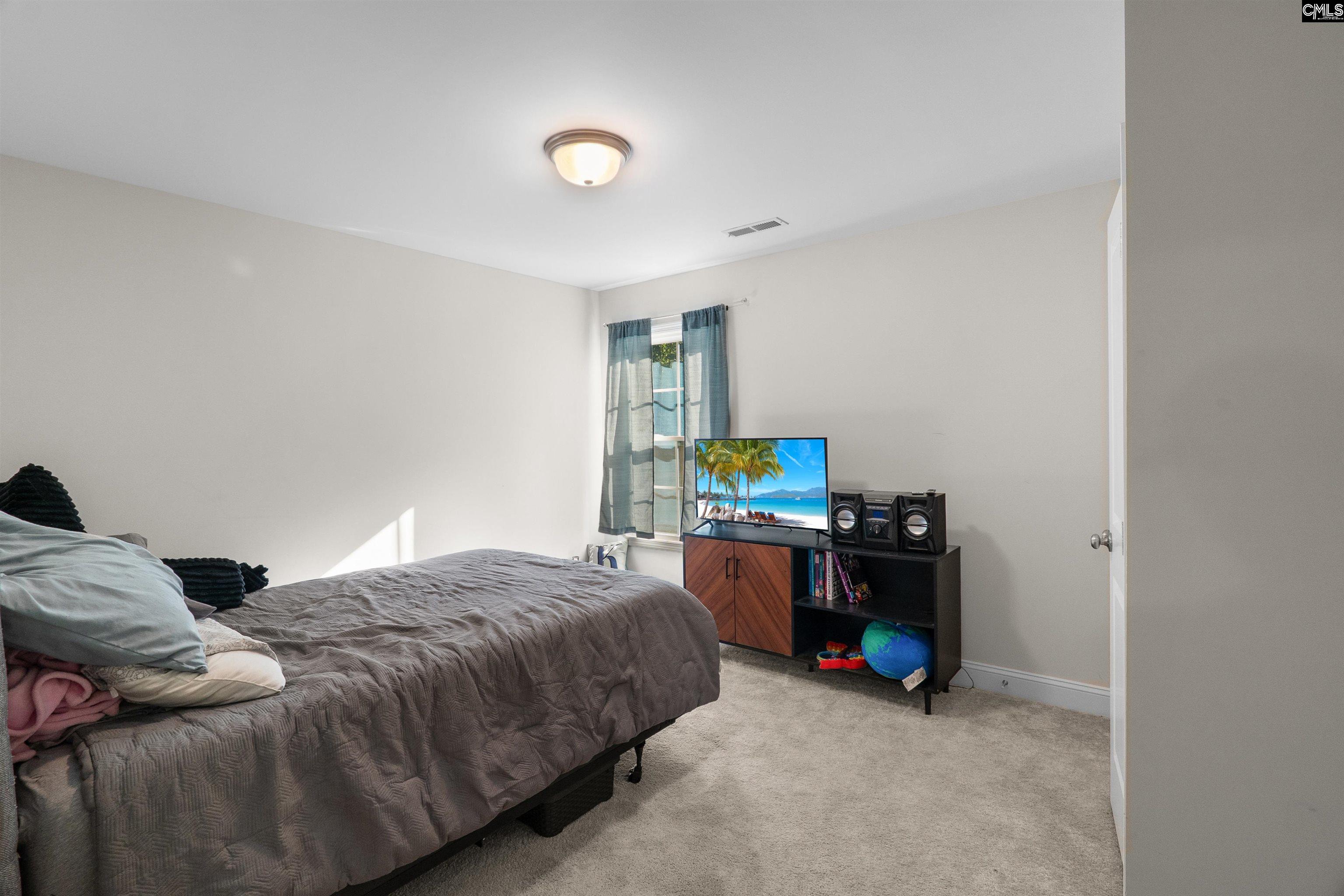 4880 McLaurin Road Wedgefield, SC 29168