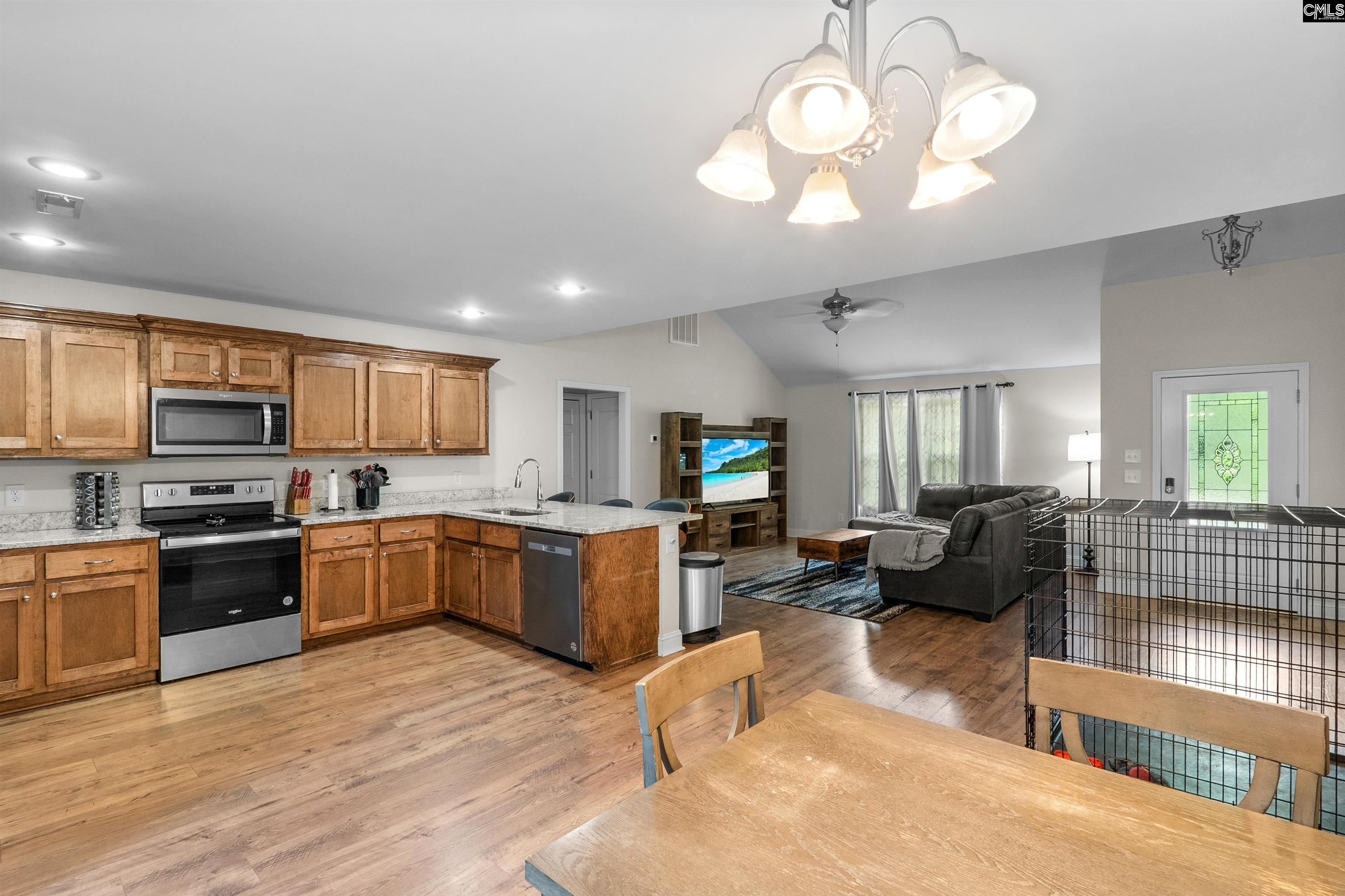 4880 McLaurin Road Wedgefield, SC 29168