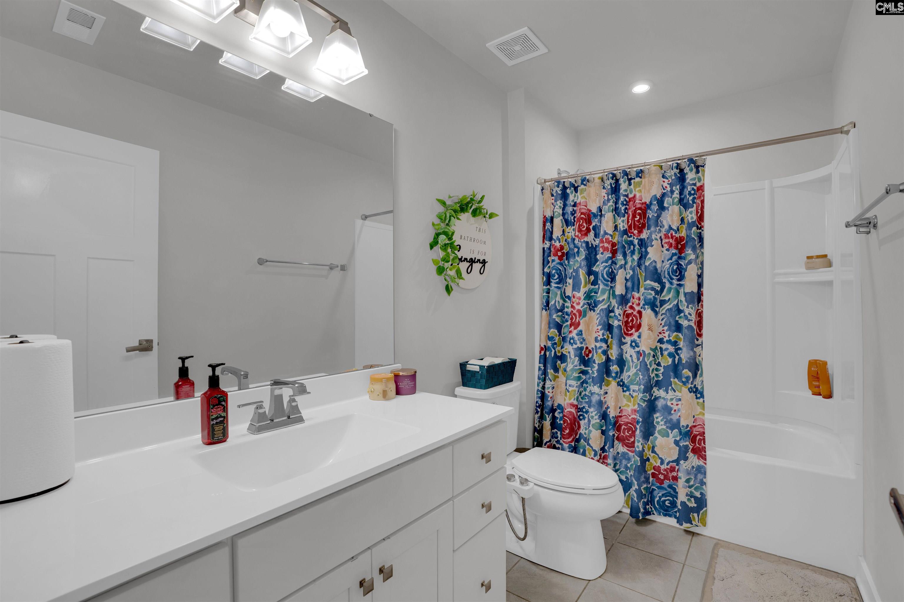 712 Bentgrass Court Elgin, SC 29045