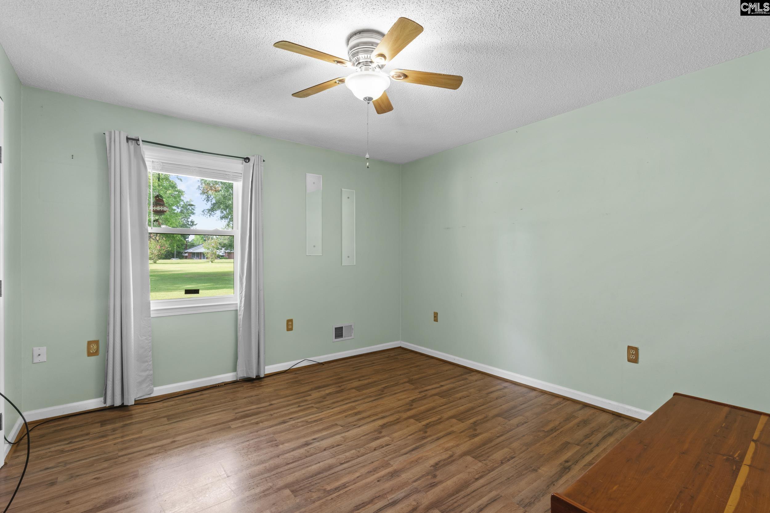 460 Taylor Rd Lugoff, SC 29078