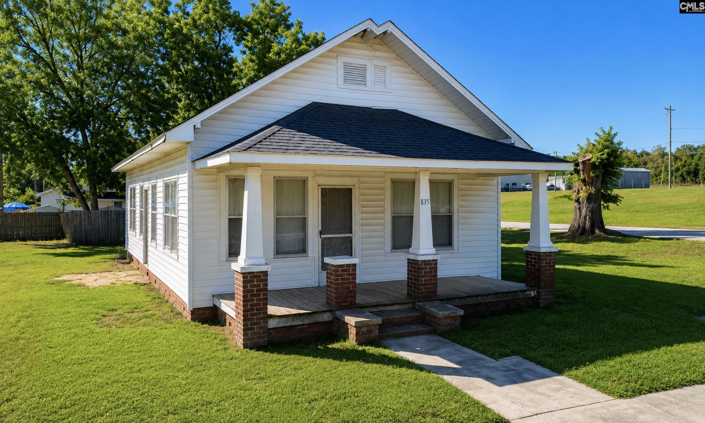 835 Frink Street Cayce, SC 29033