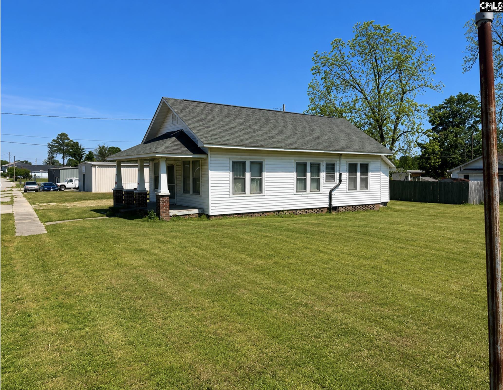 835 Frink Street Cayce, SC 29033