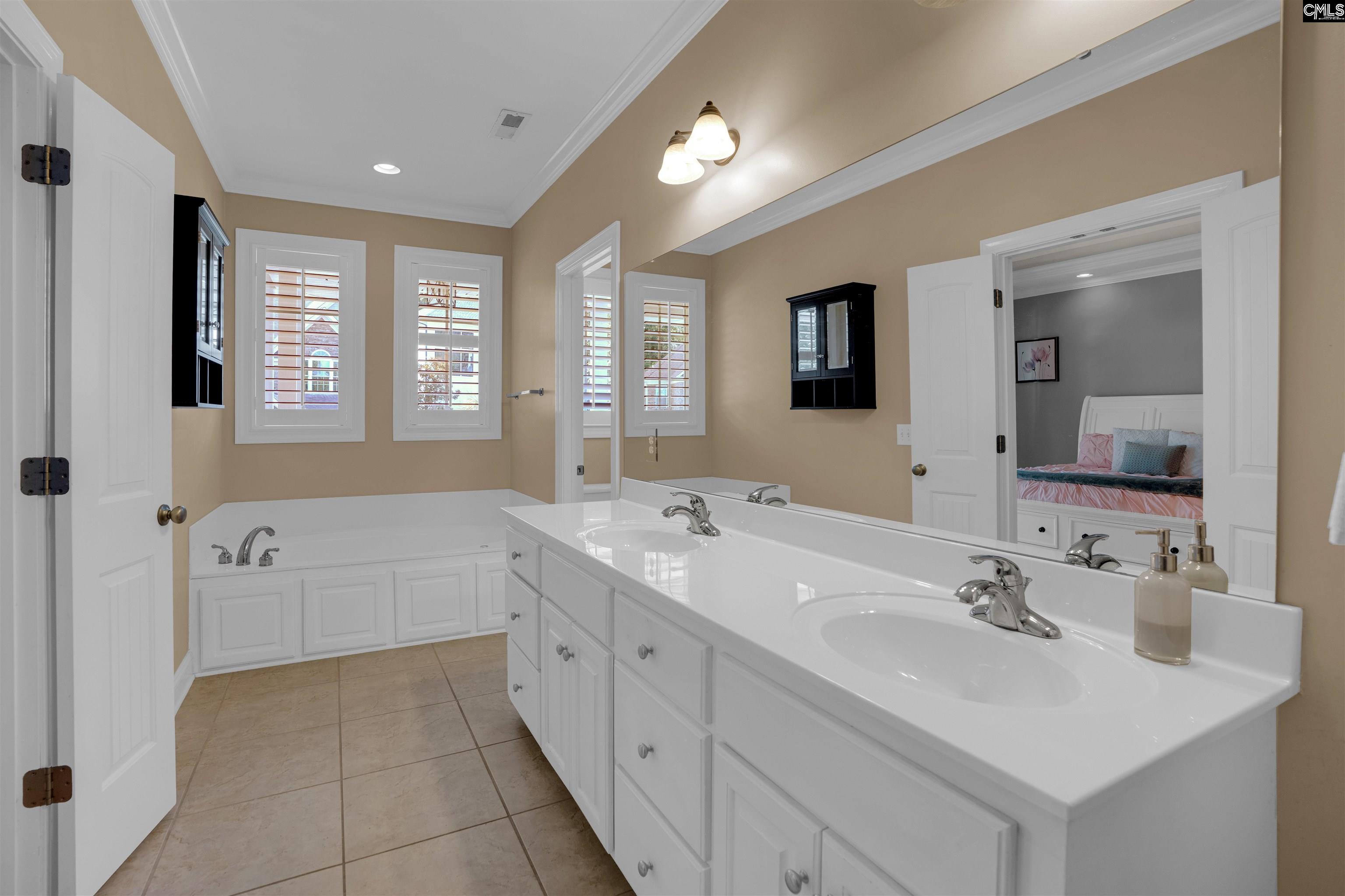 203 Harbor Vista Circle Lexington, SC 29072