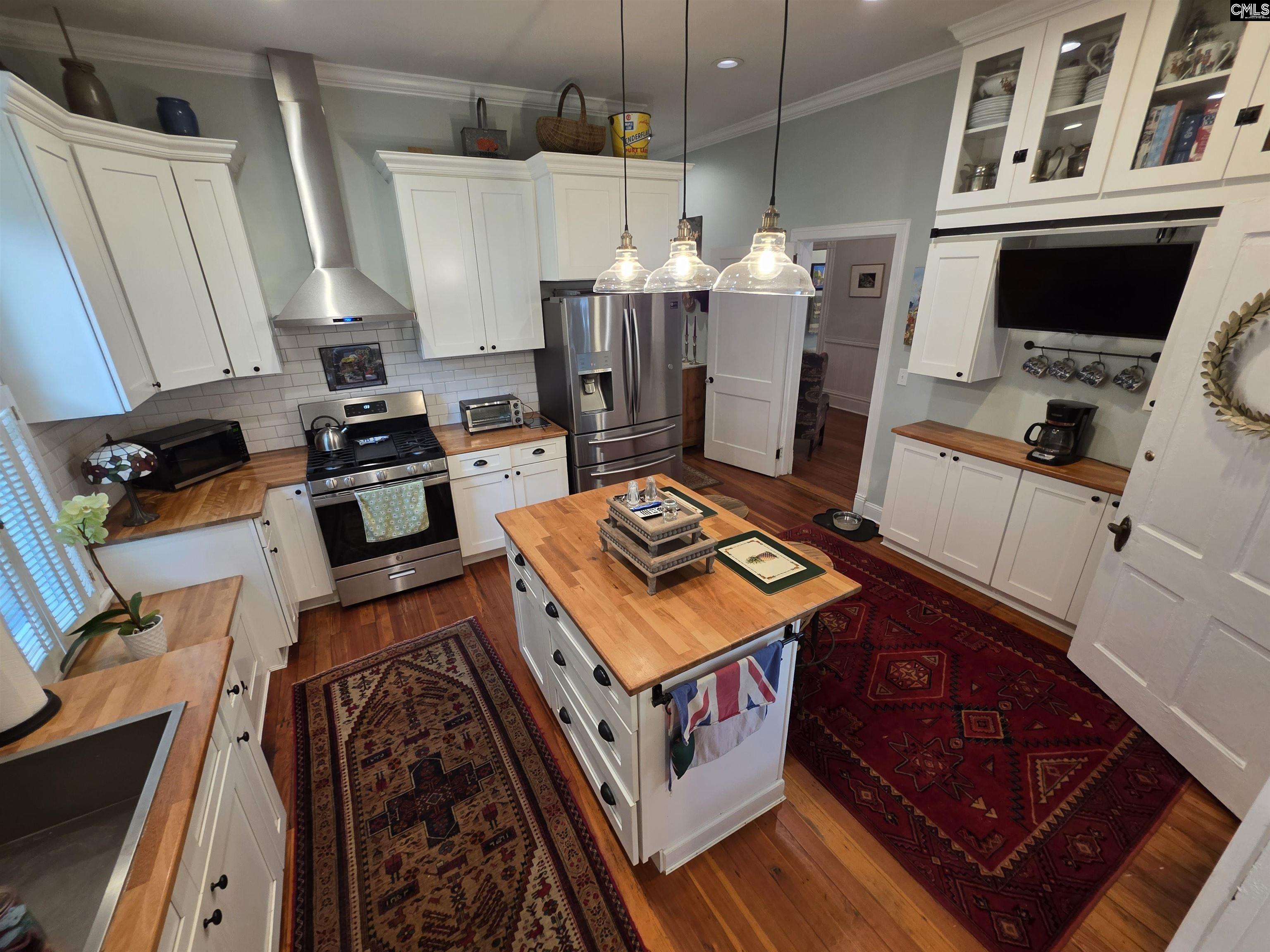 295 W 1st Street Swansea, SC 29160