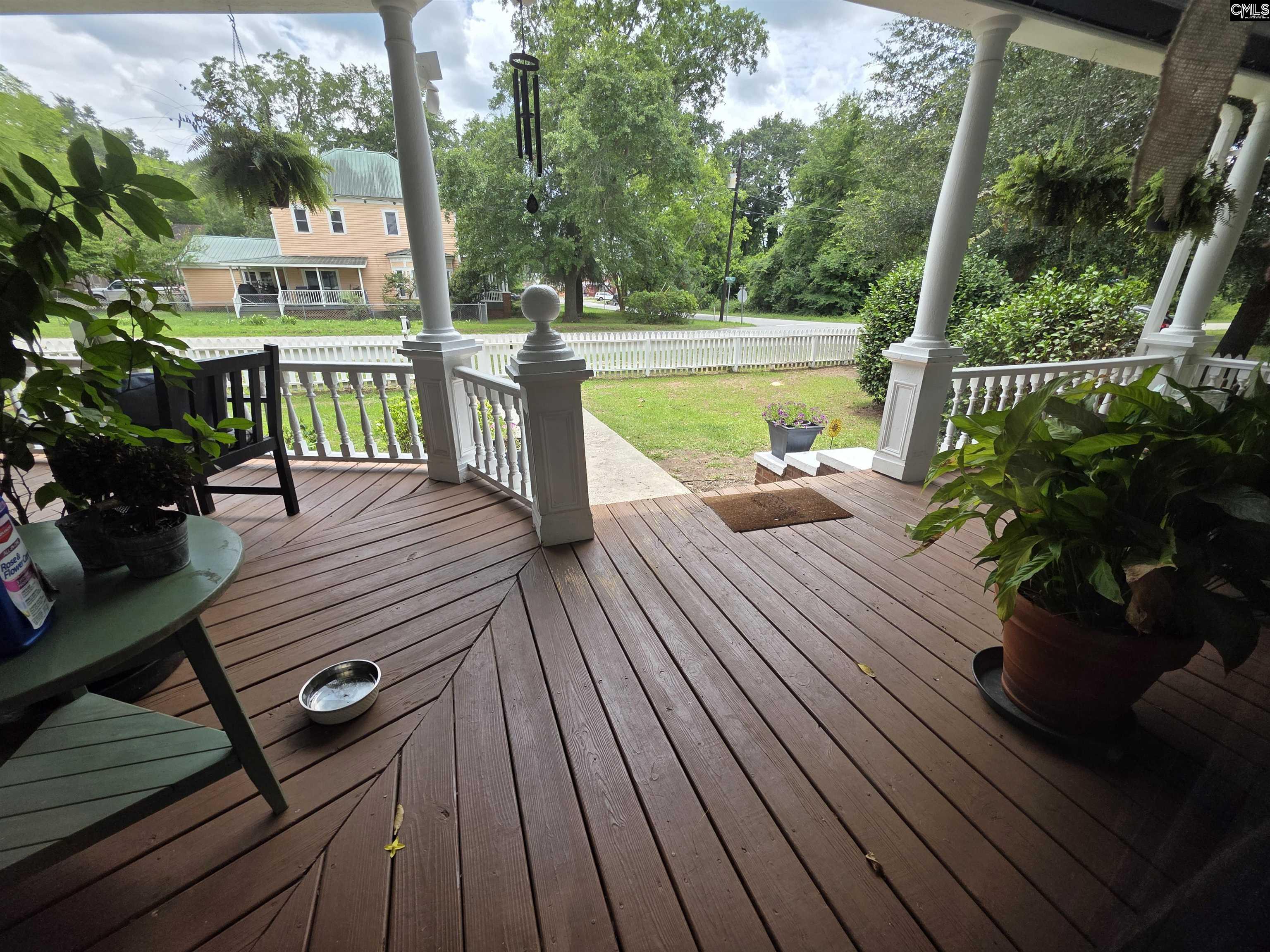 295 W 1st Street Swansea, SC 29160