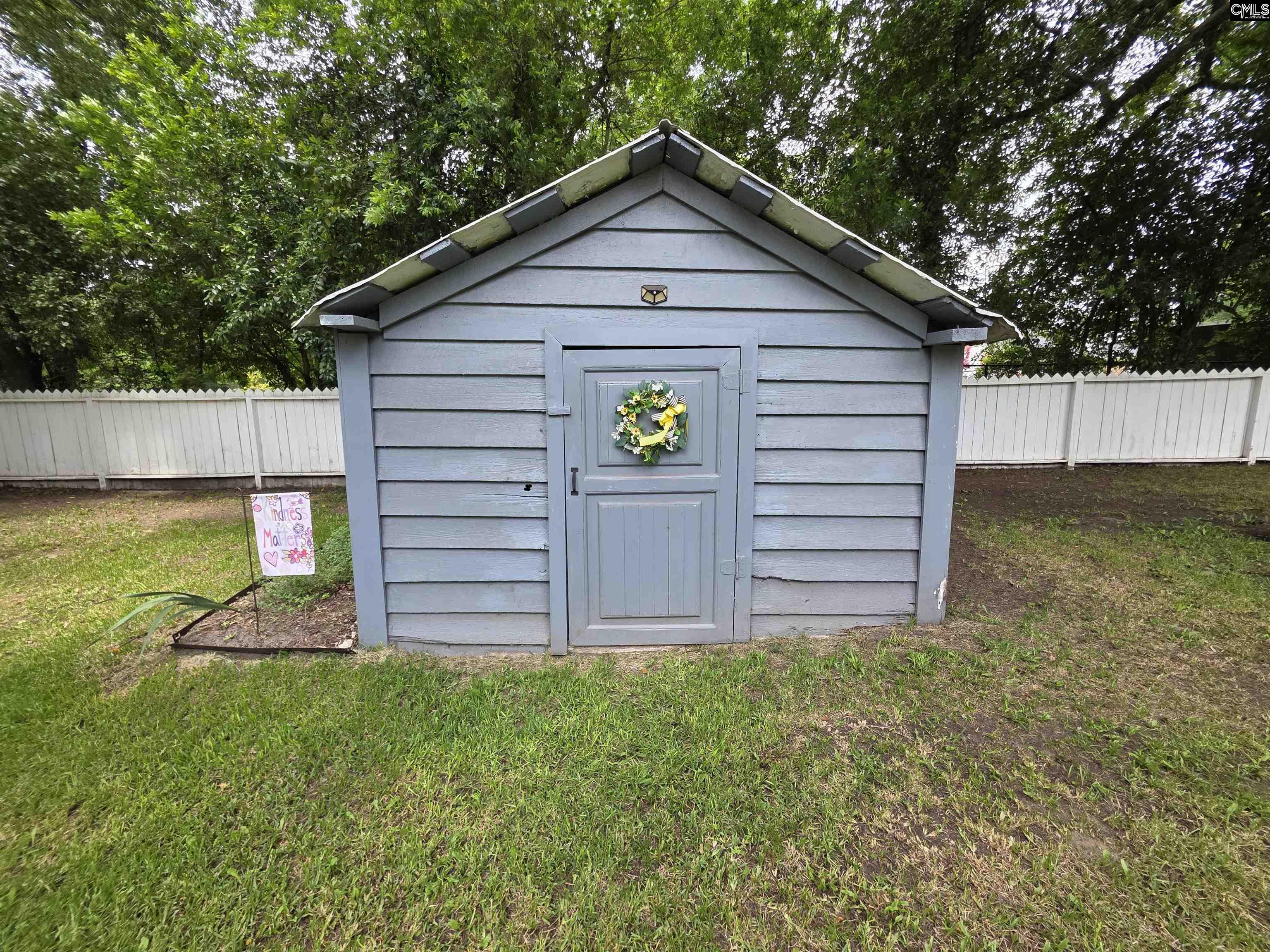 295 W 1st Street Swansea, SC 29160