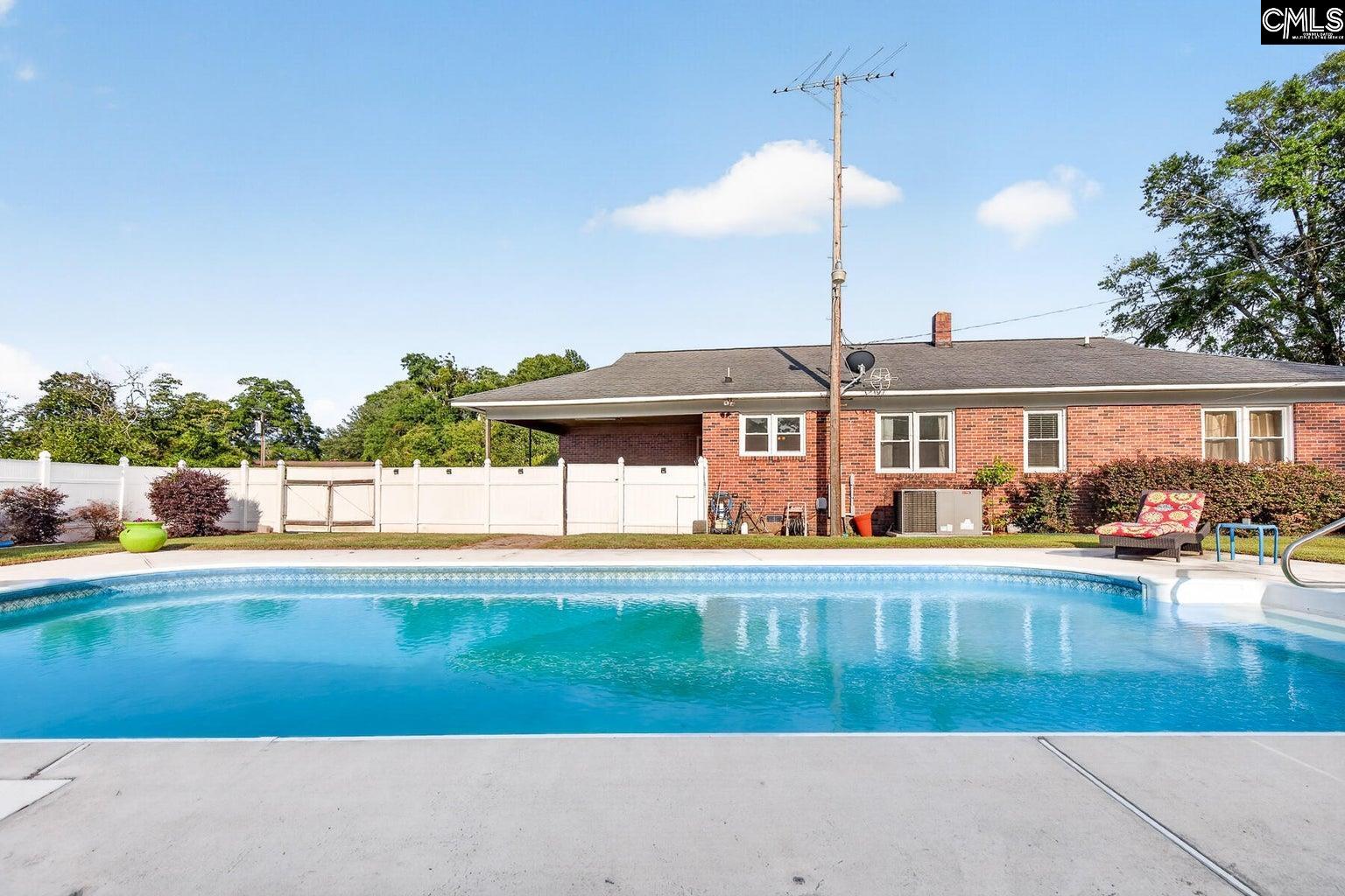 56 Woodlawn Terrace Bamberg, SC 29003