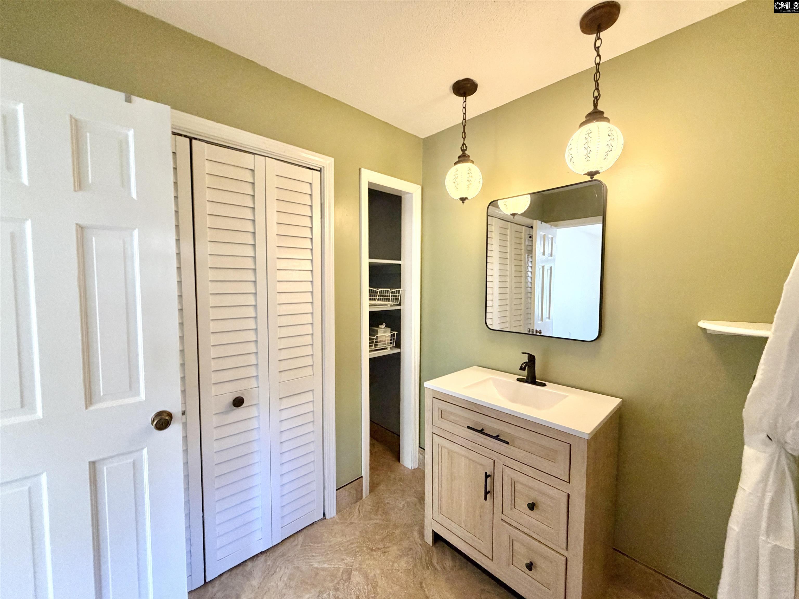 424 Kettering Court Columbia, SC 29210-4200