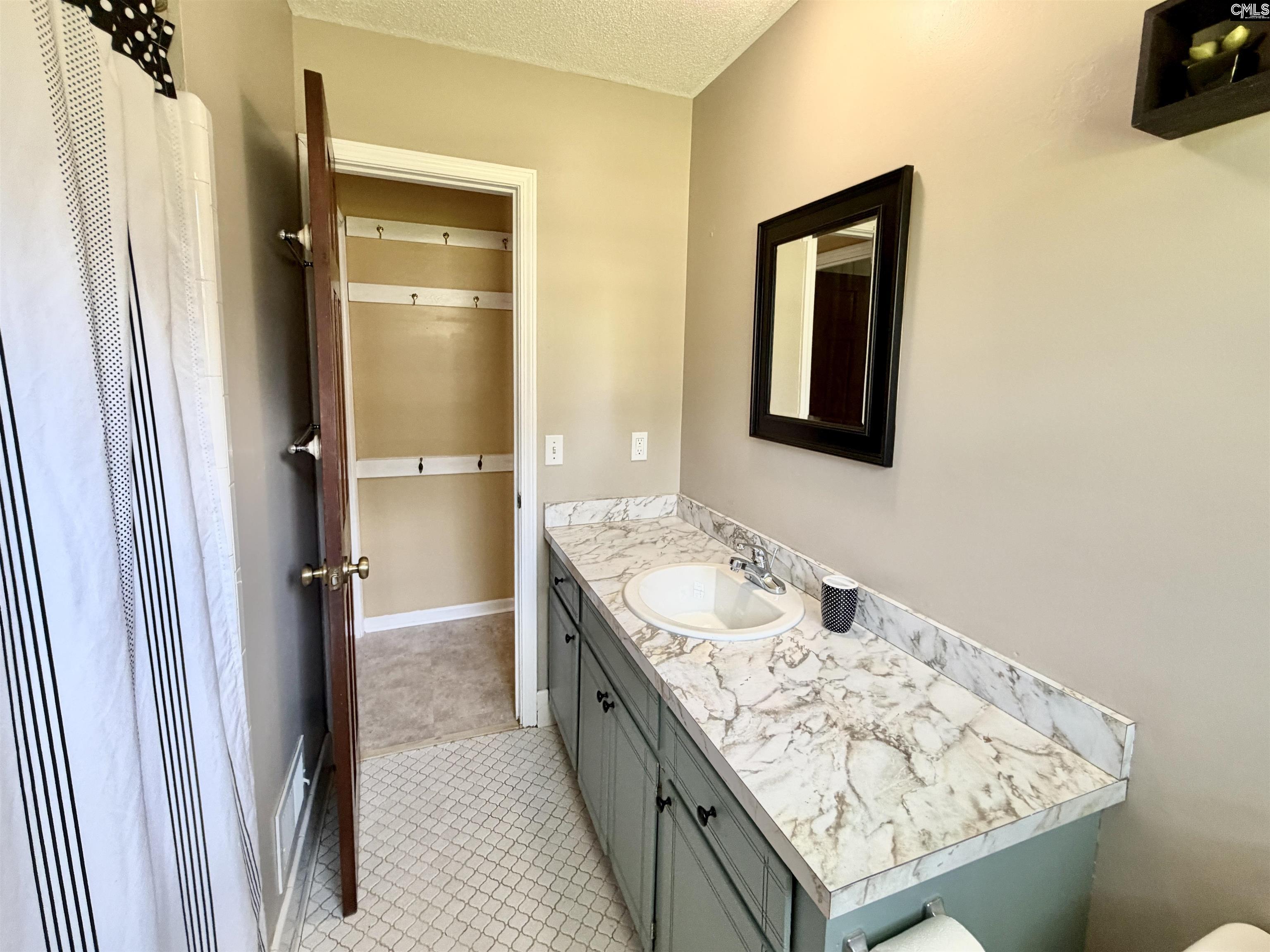 424 Kettering Court Columbia, SC 29210-4200