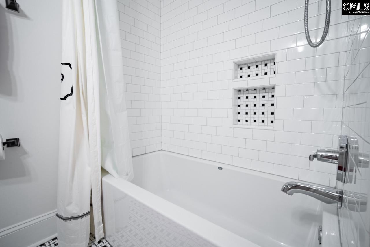 1473 D Avenue West Columbia, SC 29169
