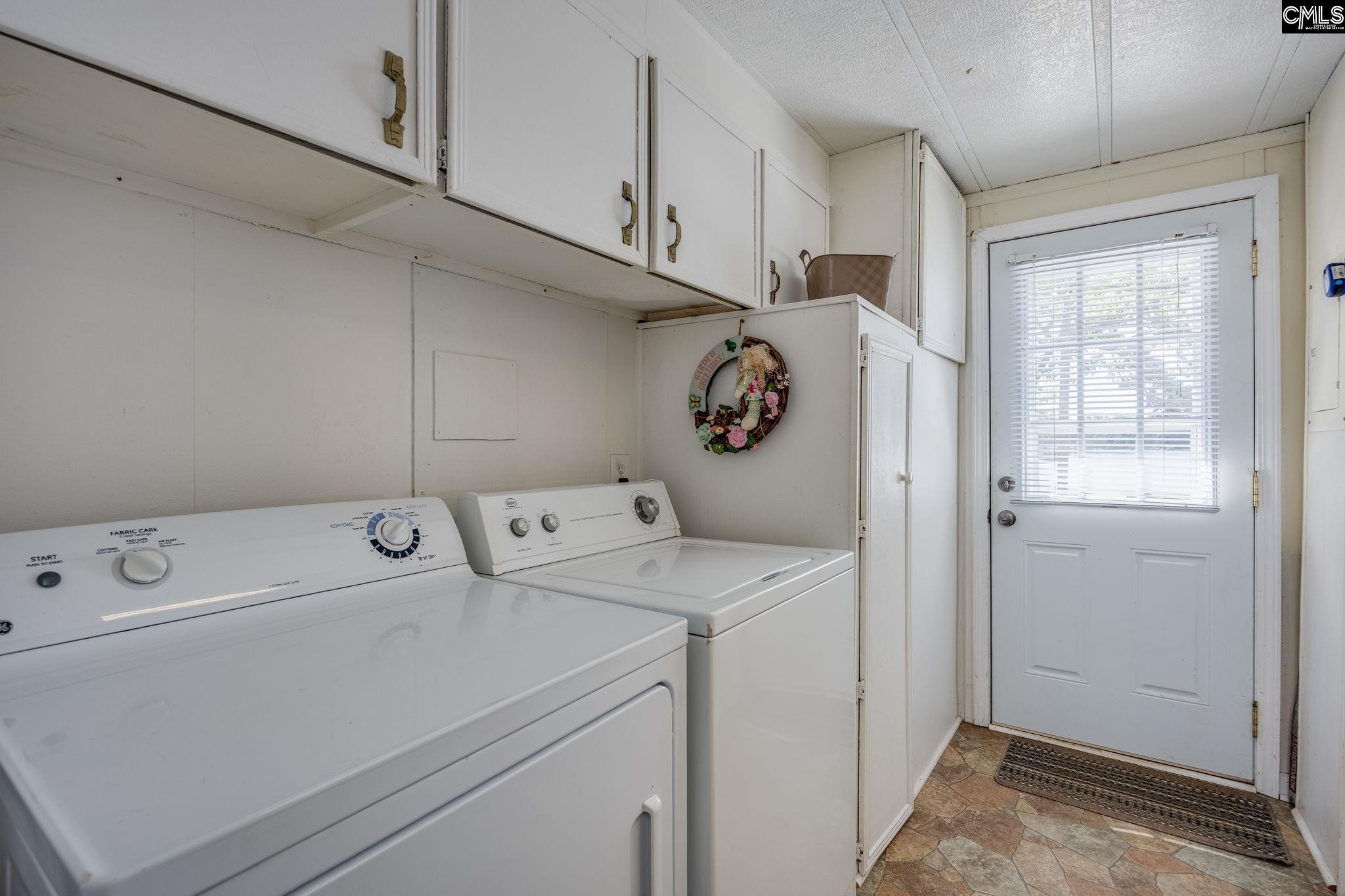 68 O'Keefe Point Prosperity, SC 29127