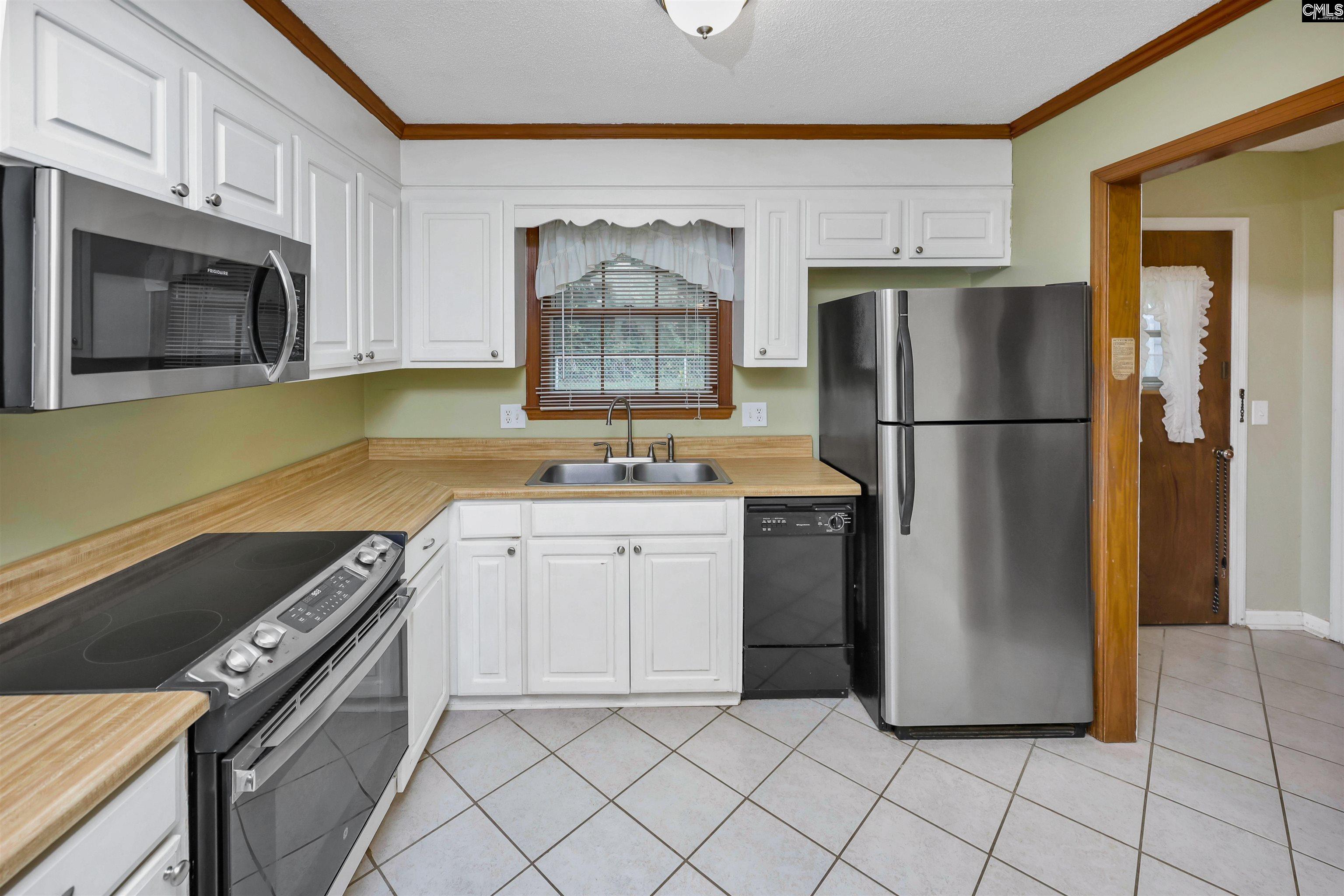 3208 Woodsen Circle West Columbia, SC 29170