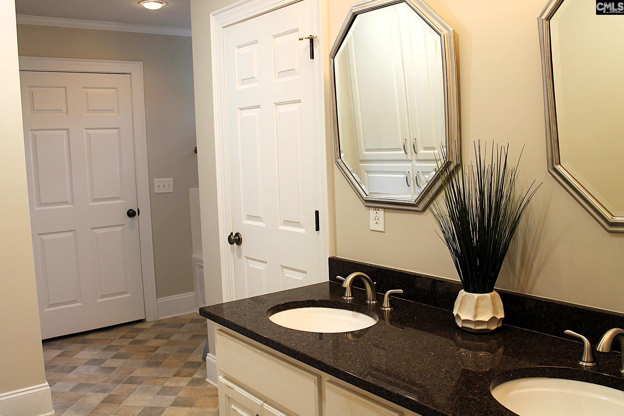 476 Brooks Avenue West Columbia, SC 29169