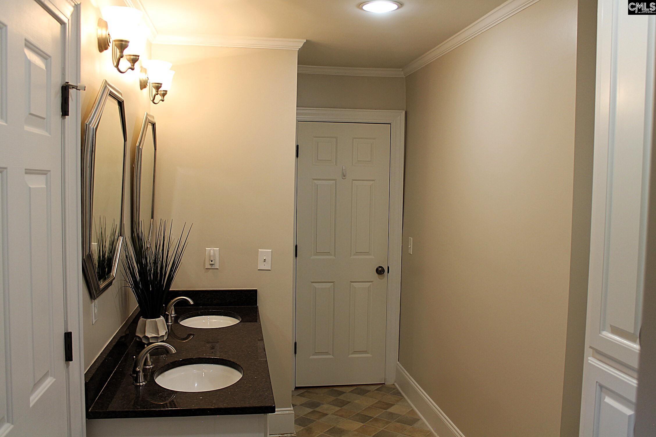 476 Brooks Avenue West Columbia, SC 29169