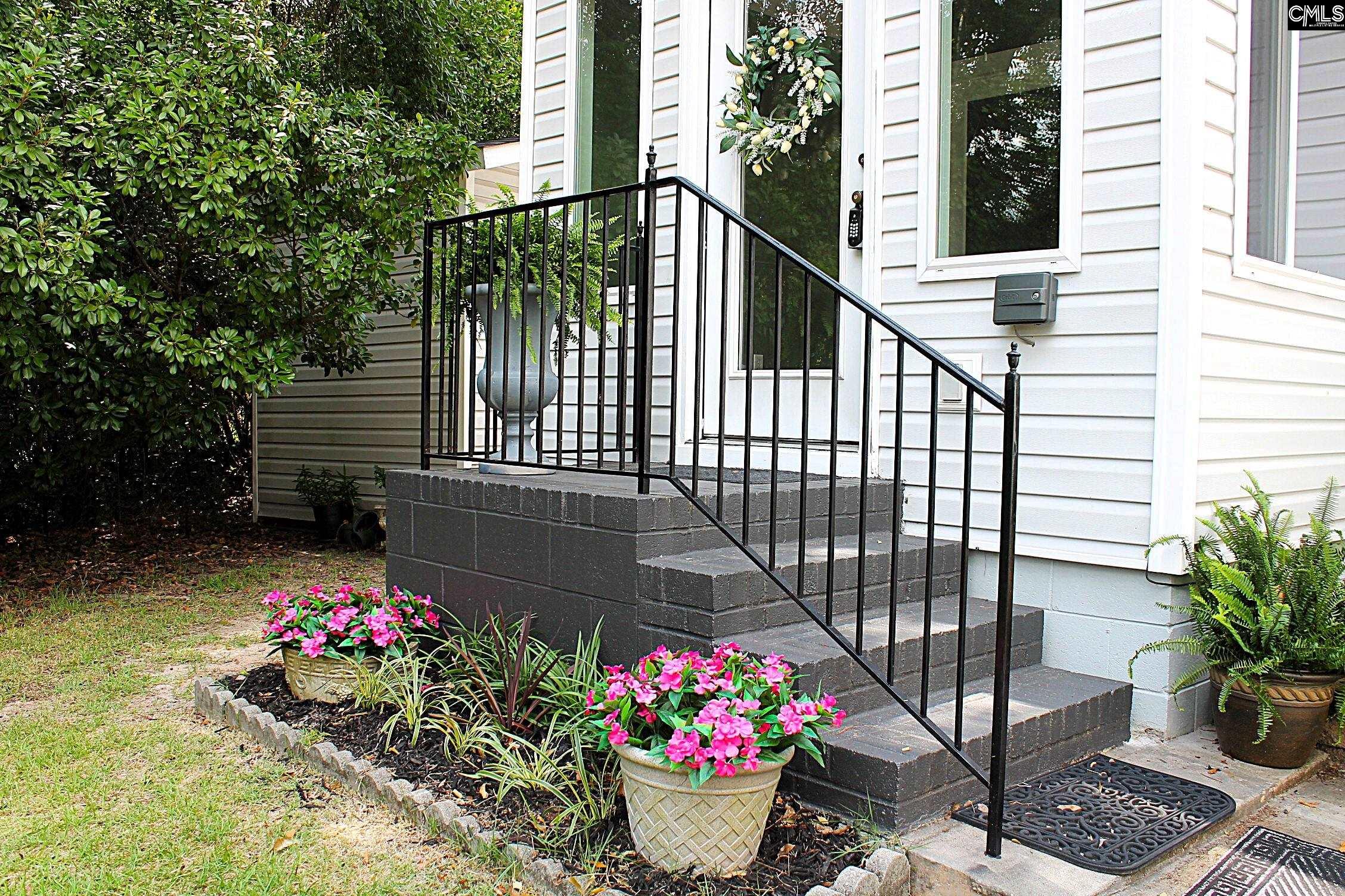 476 Brooks Avenue West Columbia, SC 29169