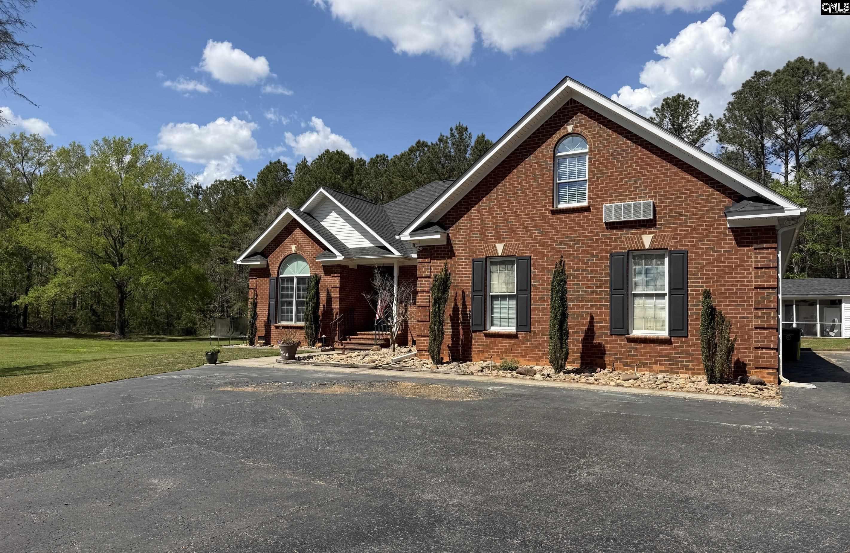 1504 Old Hilton Chapin, SC 29036-8920