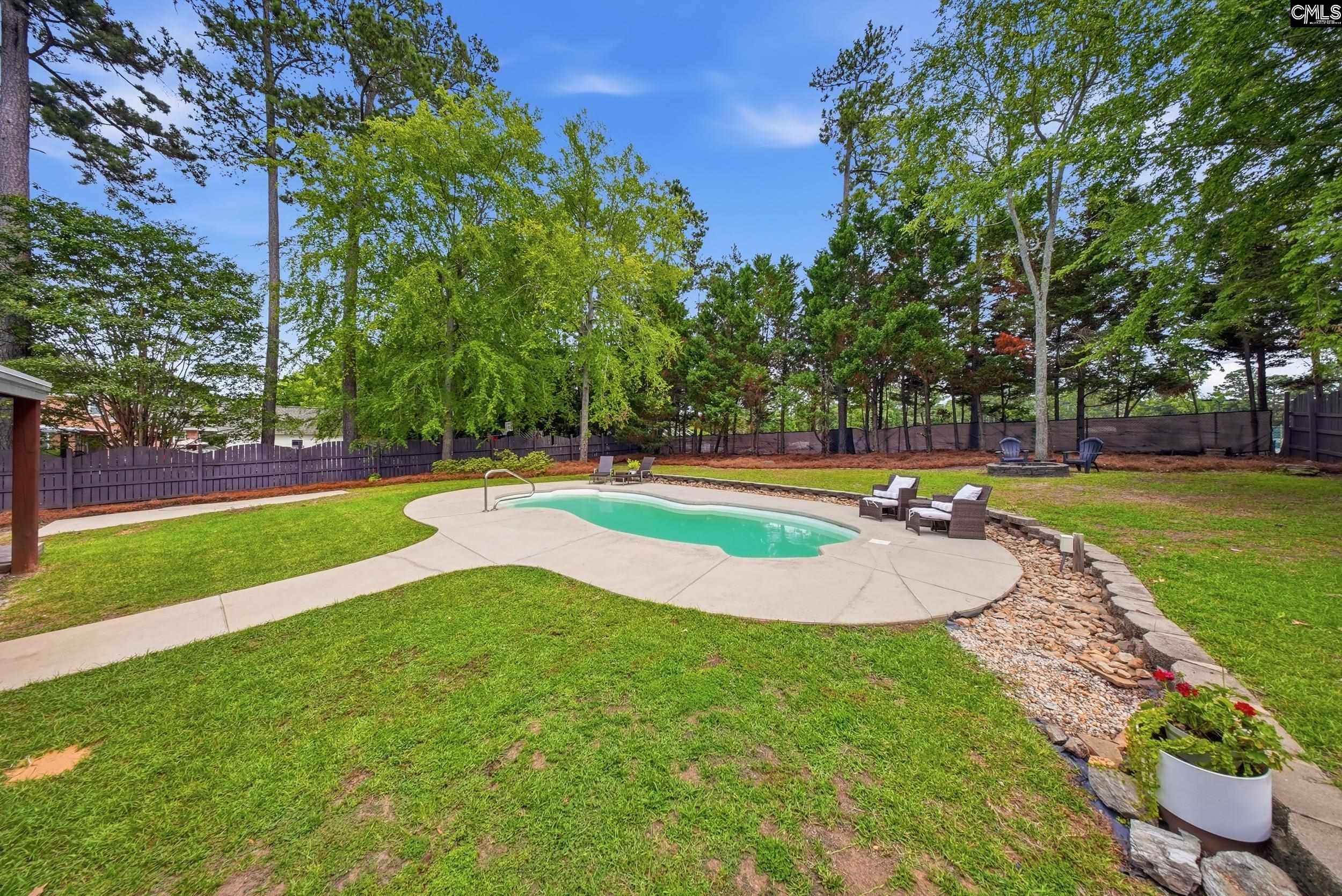 141 Forty Love Point Chapin, SC 29036