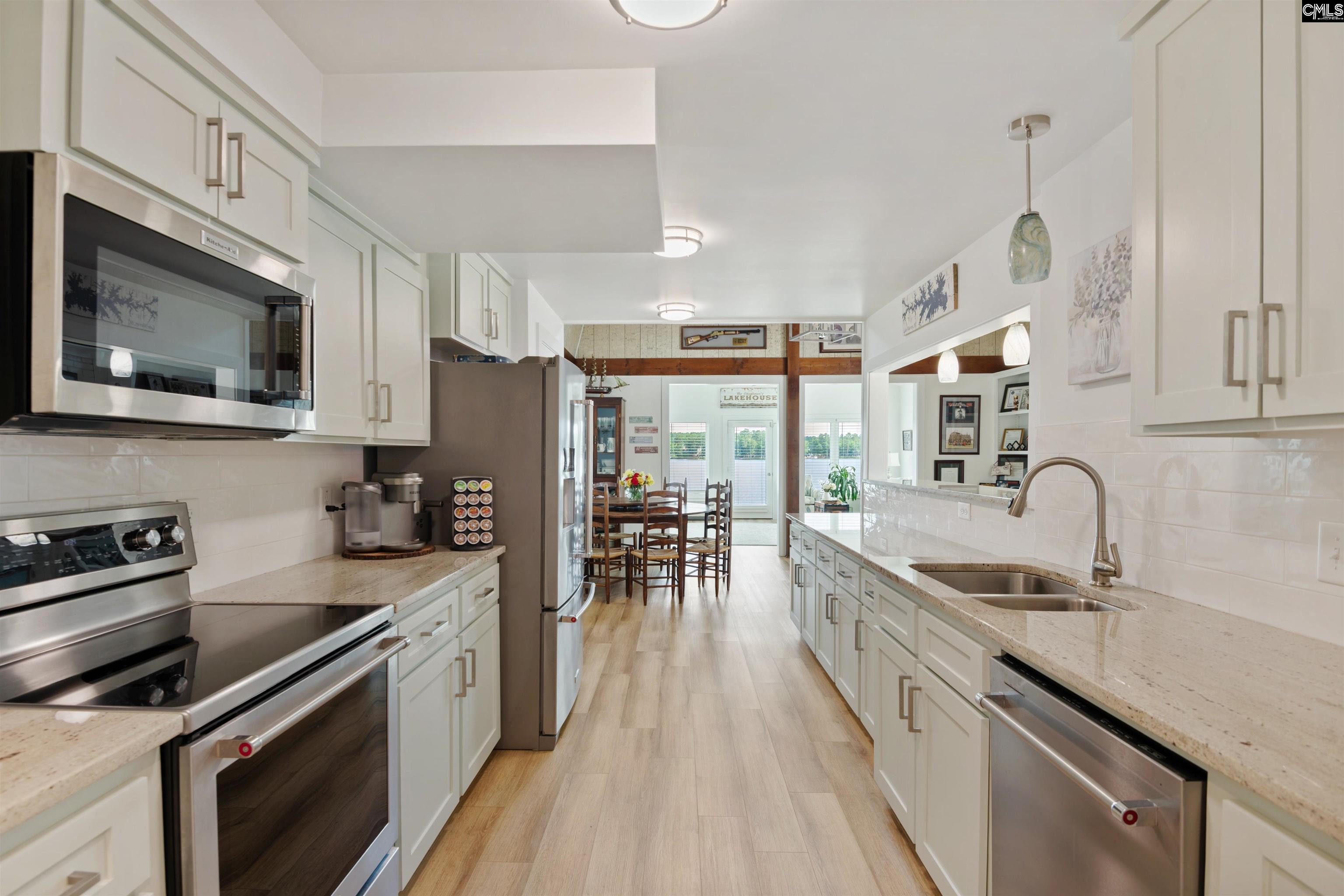 675 E Point Drive Gilbert, SC 29054