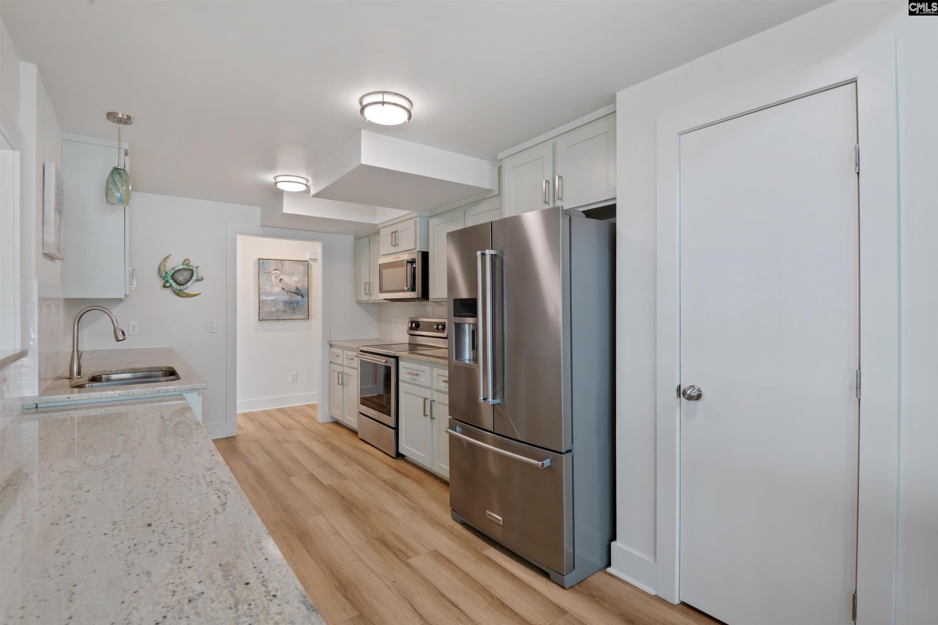675 E Point Drive Gilbert, SC 29054