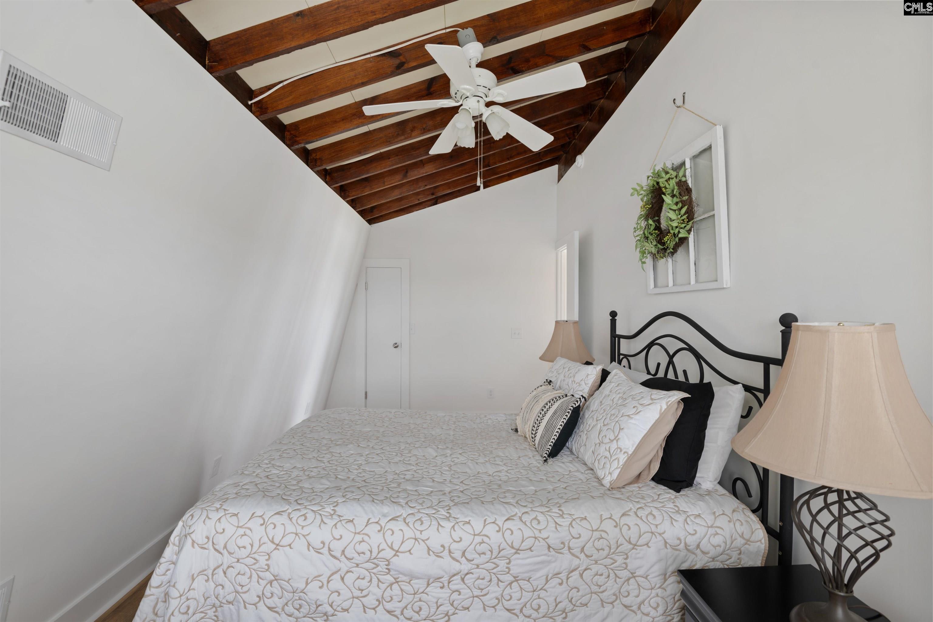 675 E Point Drive Gilbert, SC 29054