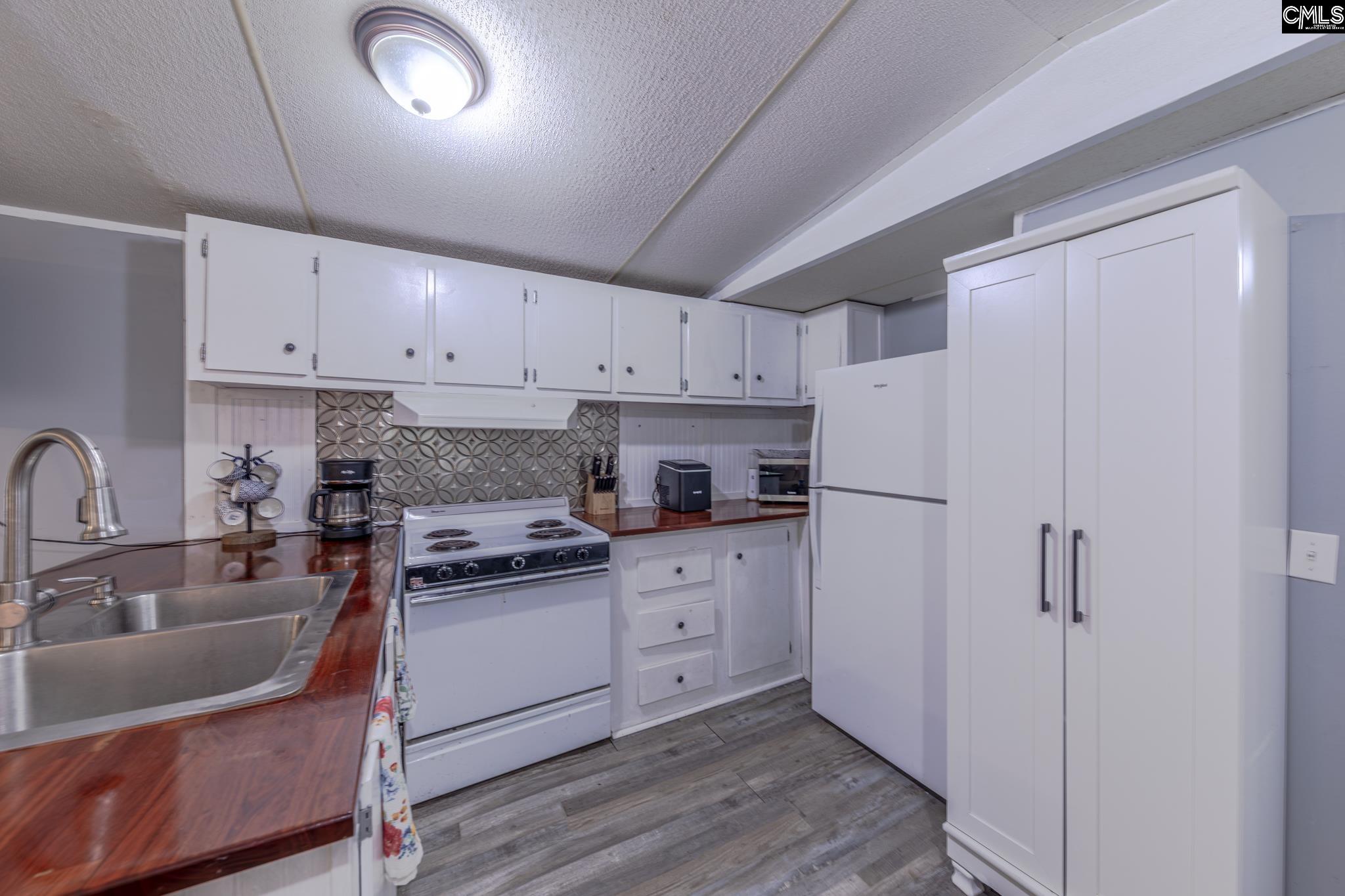 177 Cold Harbor Drive Saluda, SC 29138