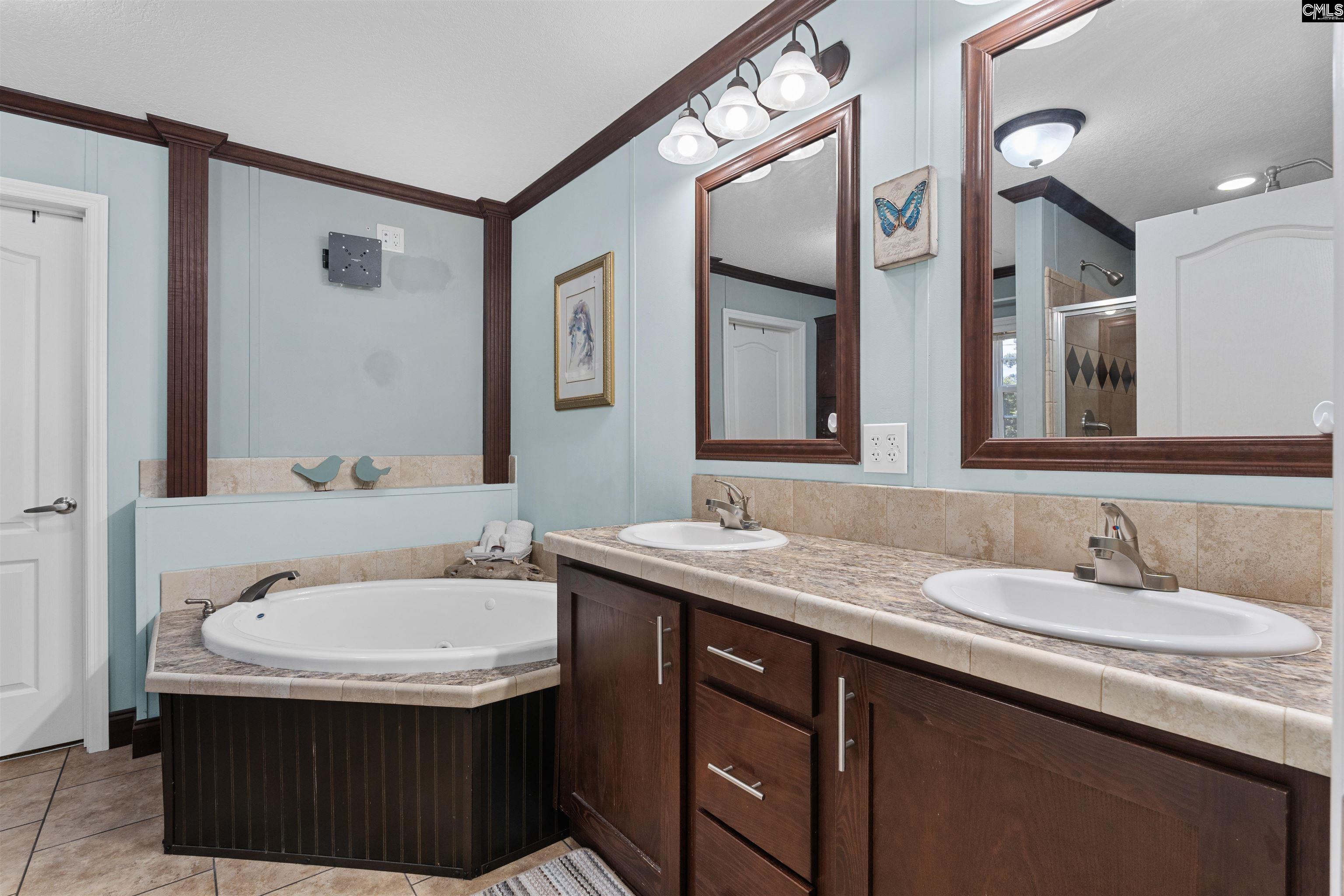 1976 Spring Hill Road Gilbert, SC 29054