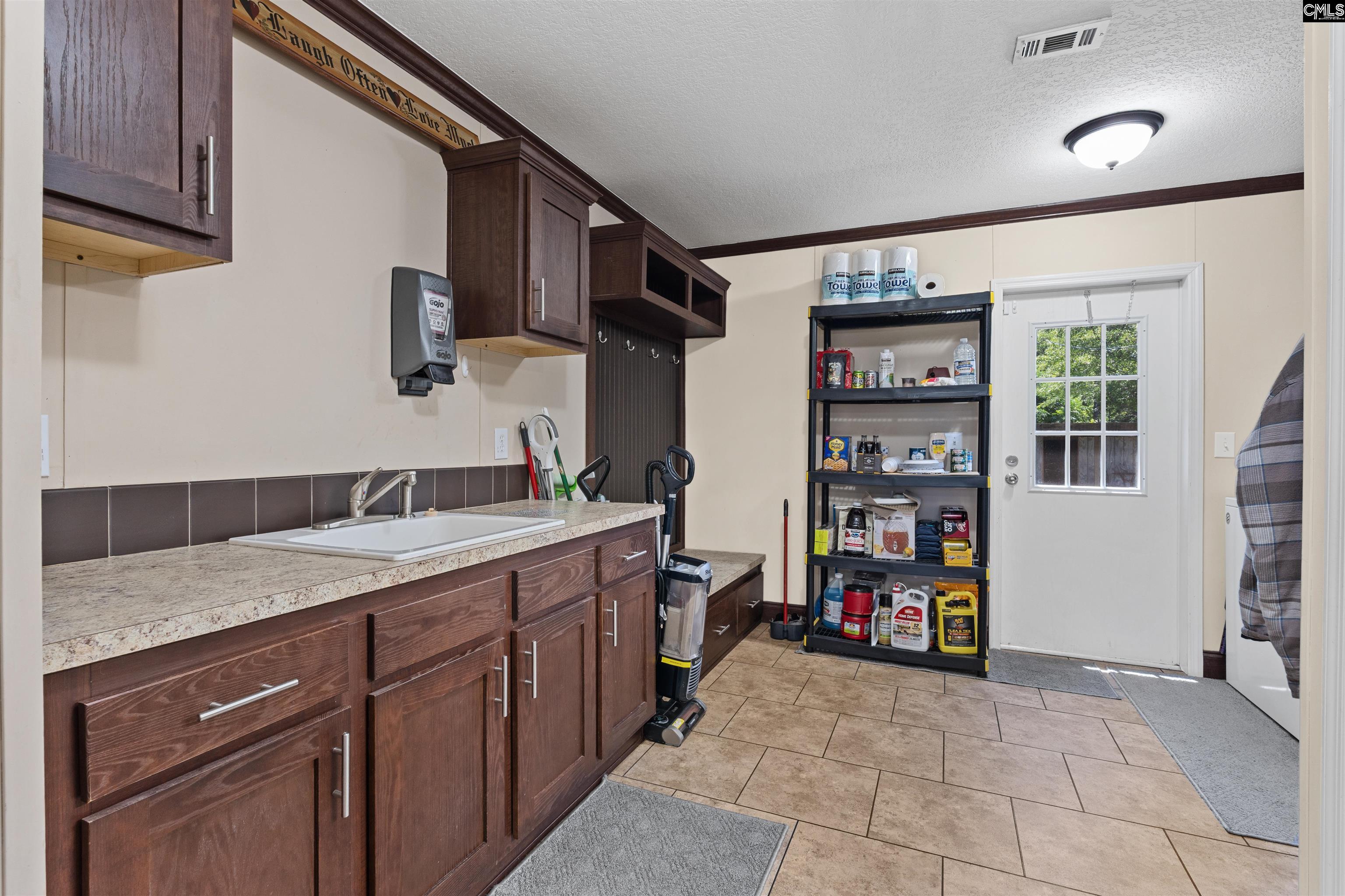 1976 Spring Hill Road Gilbert, SC 29054