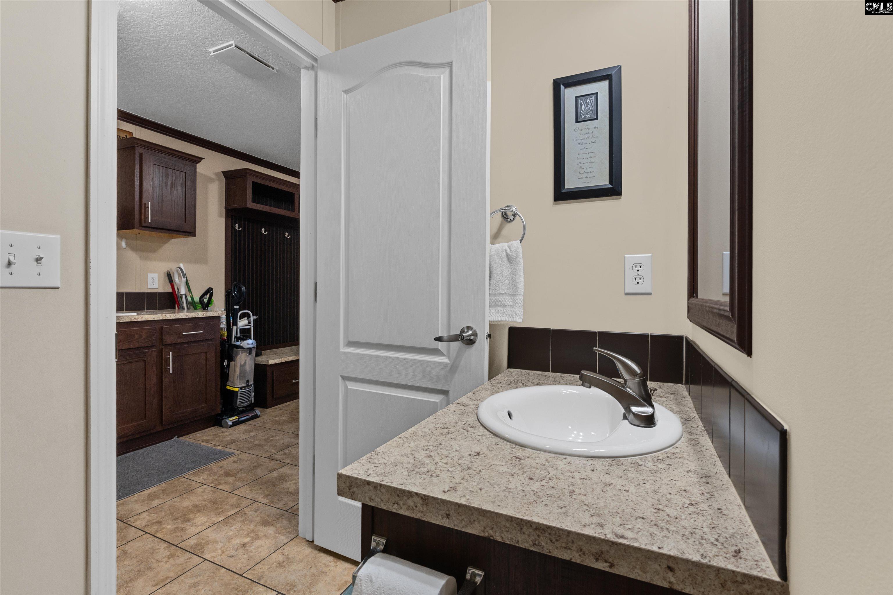 1976 Spring Hill Road Gilbert, SC 29054