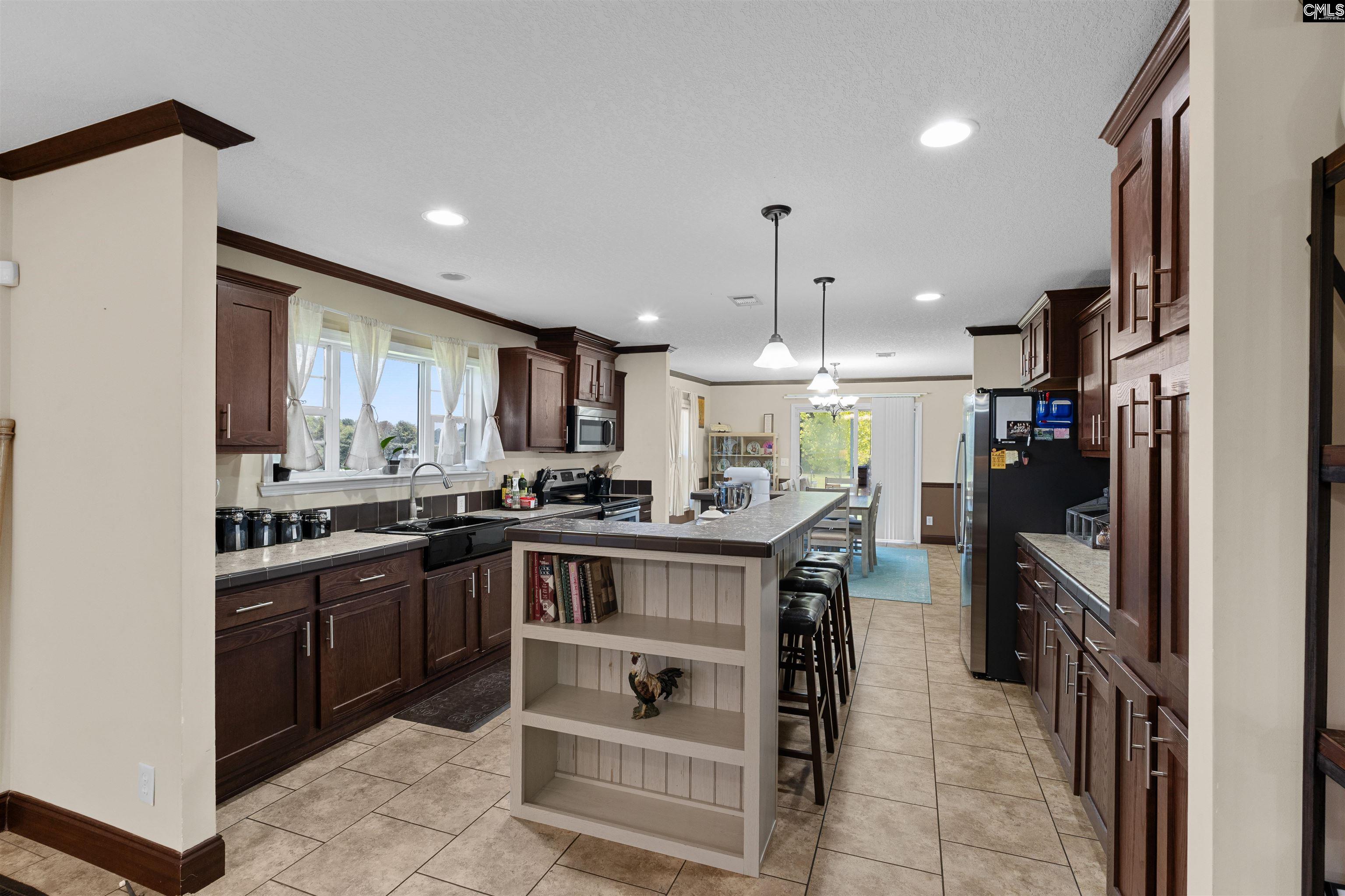 1976 Spring Hill Road Gilbert, SC 29054