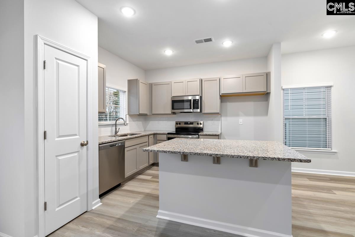 515 Thistle Hill Lane Hopkins, SC 29061