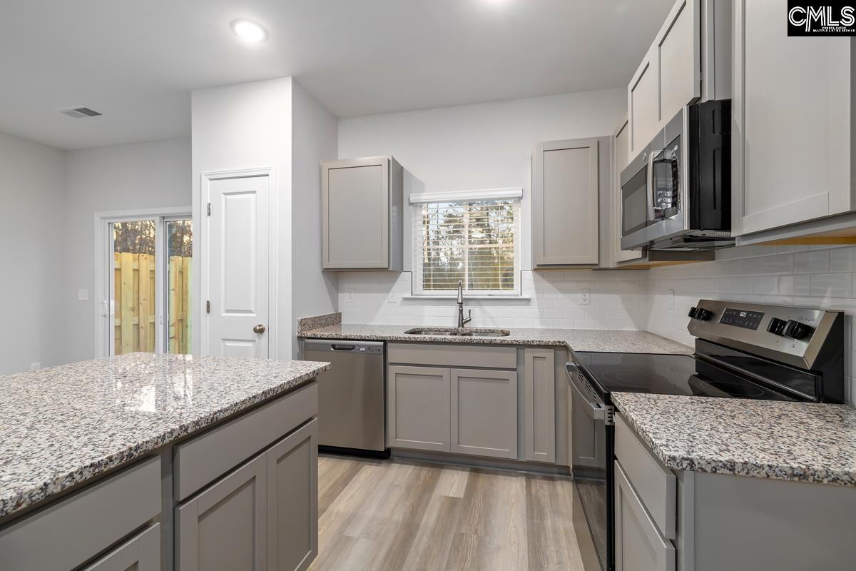 515 Thistle Hill Lane Hopkins, SC 29061