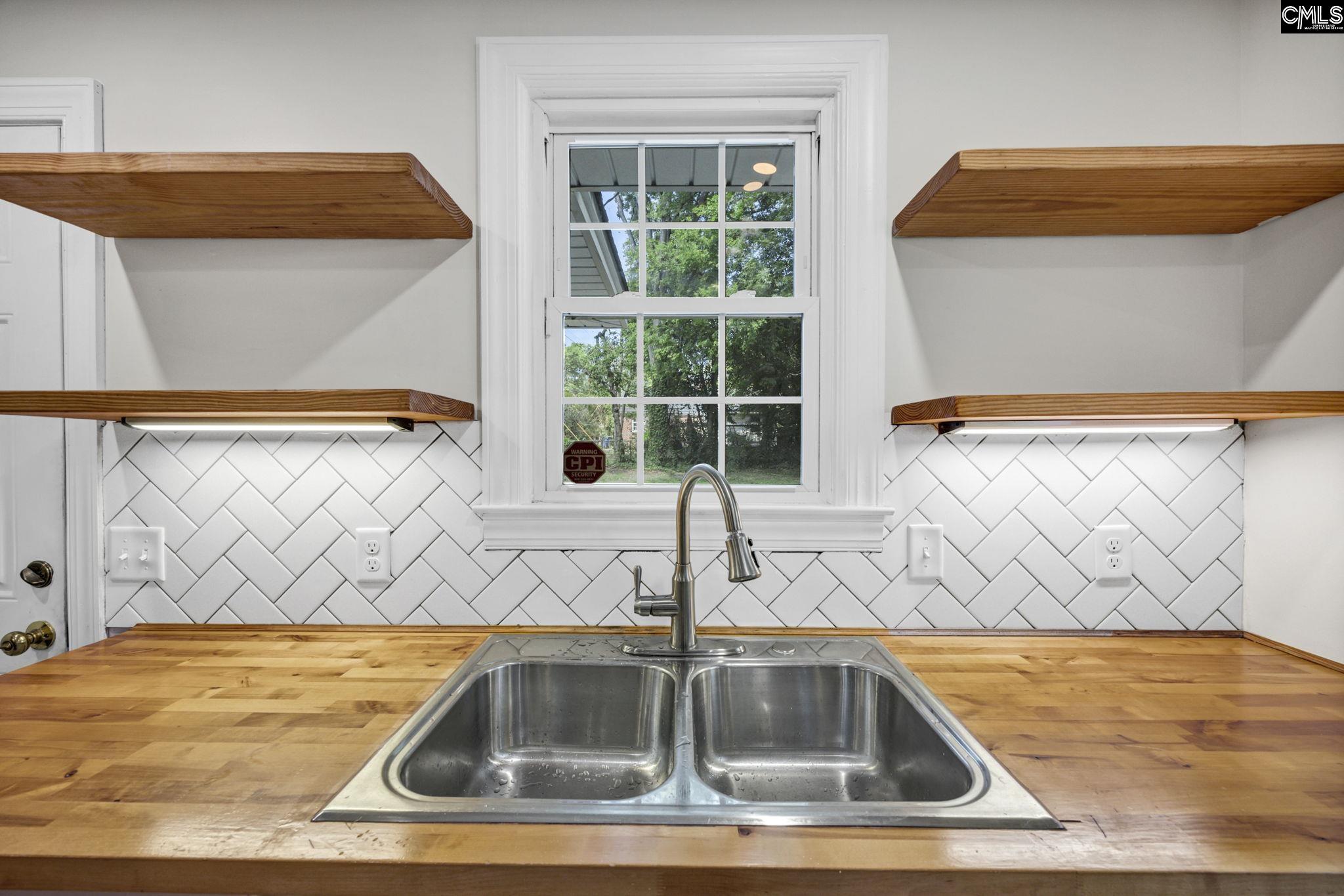 909 Chevis Street Columbia, SC 29205