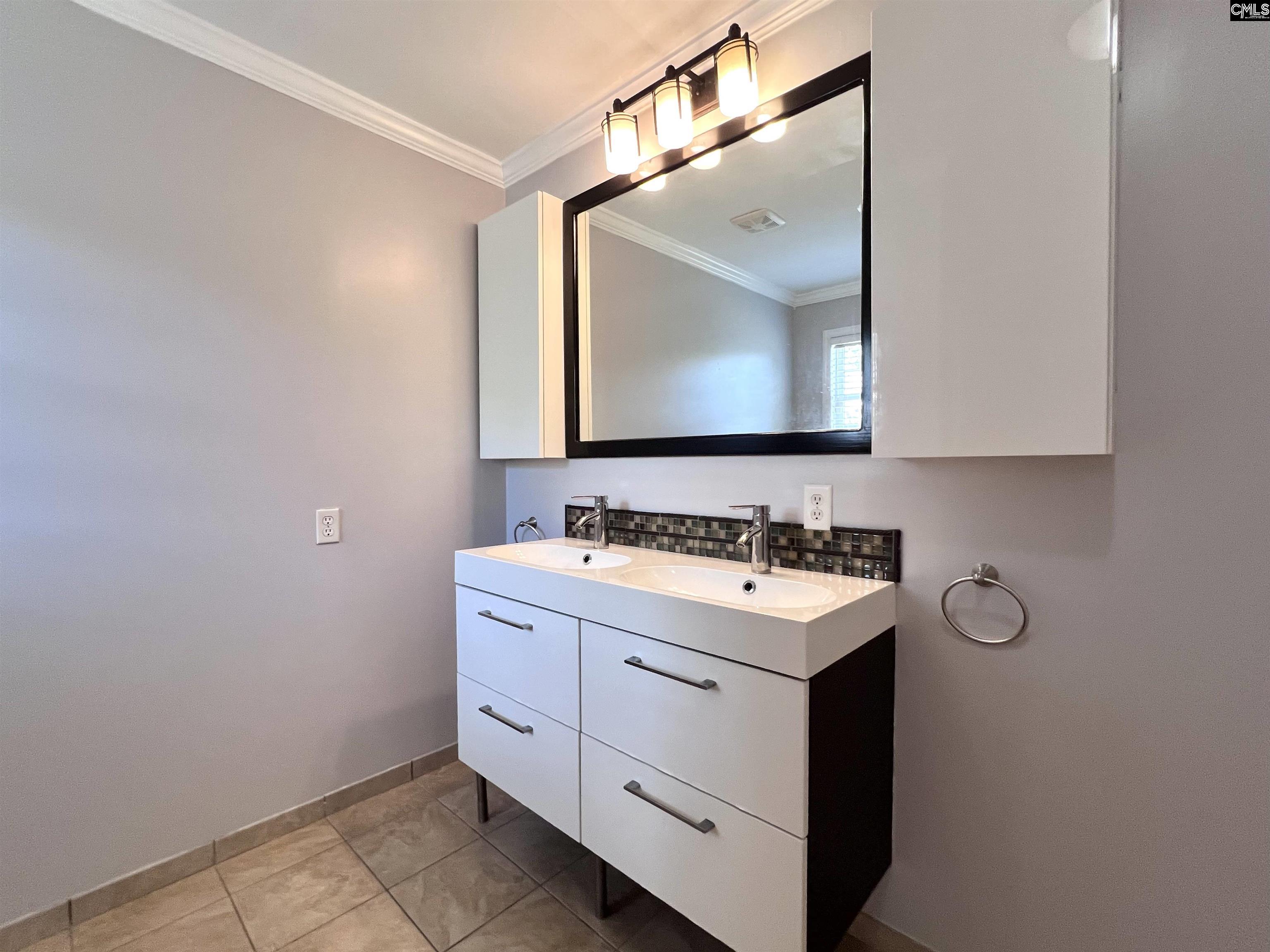 216 Elders Pond Drive Columbia, SC 29229