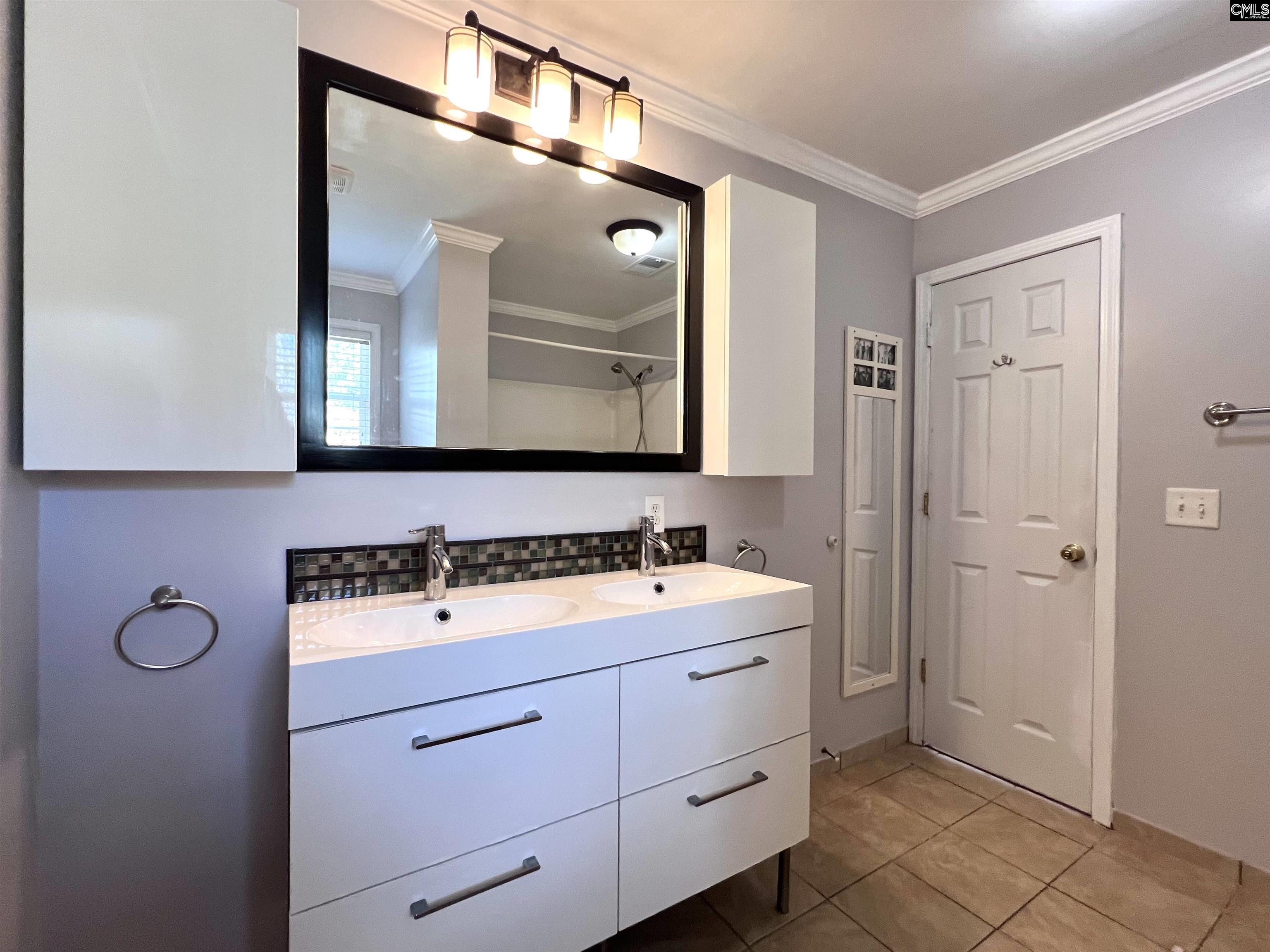 216 Elders Pond Drive Columbia, SC 29229