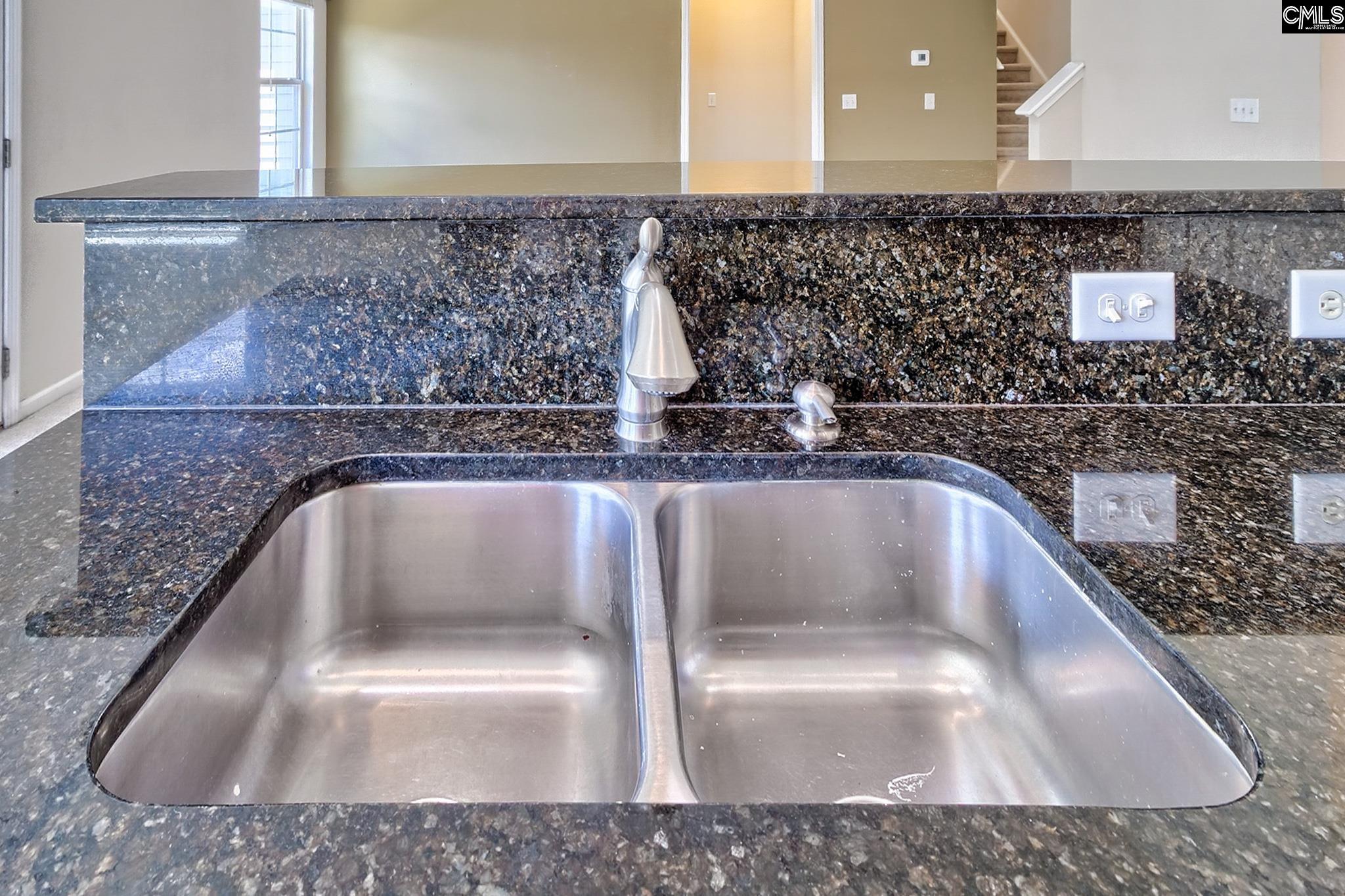 75 Edgerow Court Columbia, SC 29229