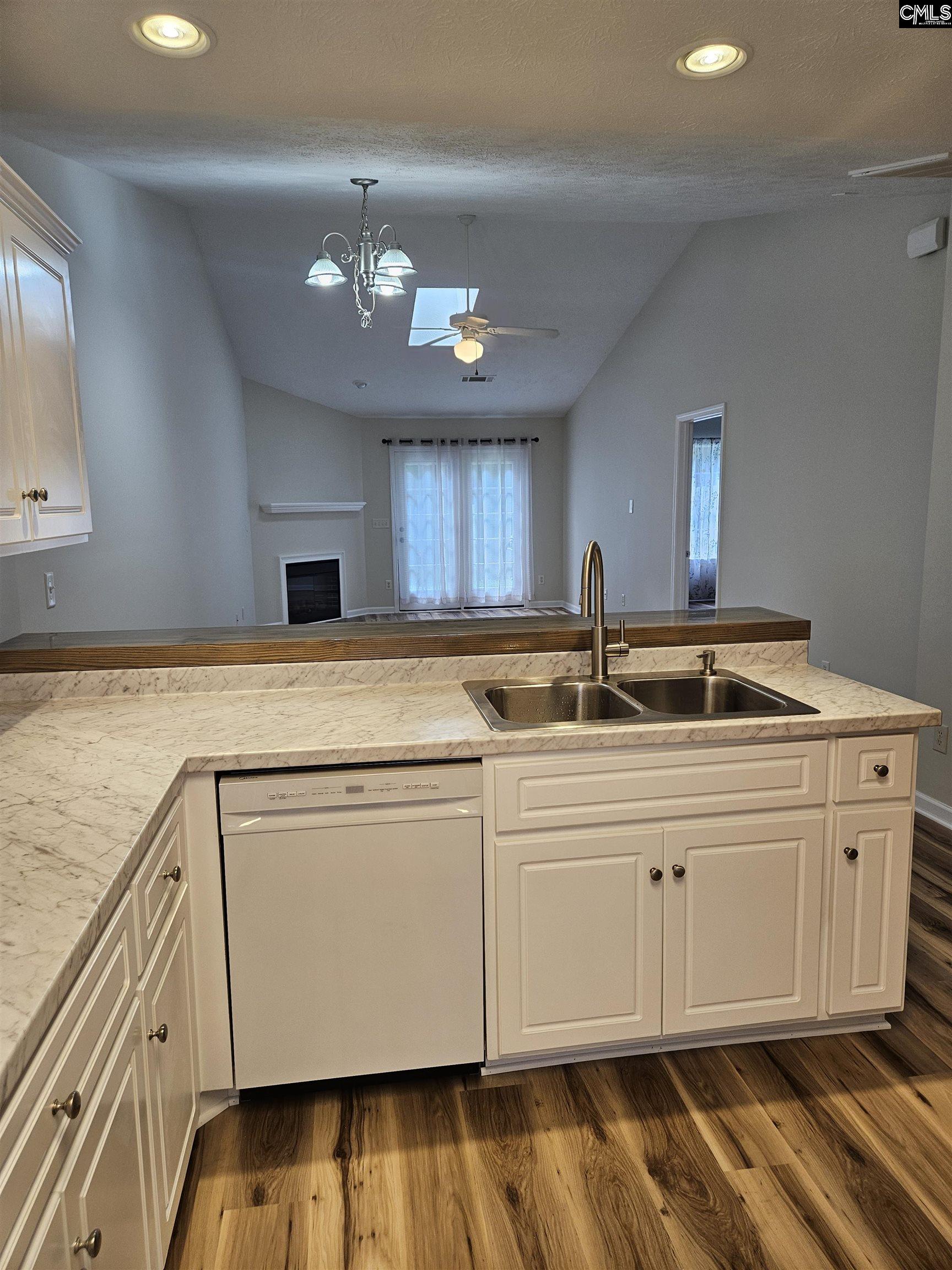 129 Crestland Drive Columbia, SC 29210