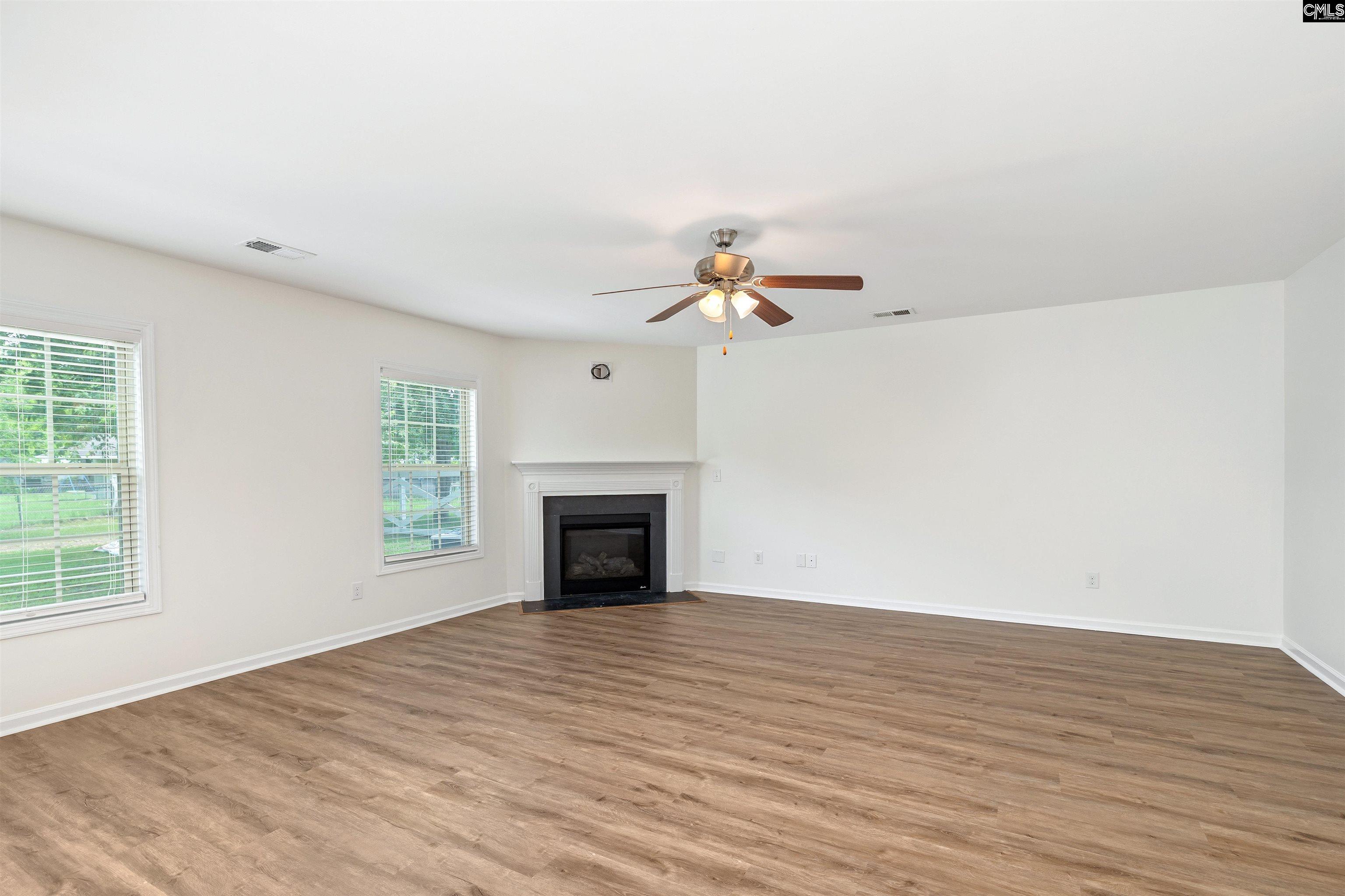 22 Vintage Oak Court Camden, SC 29020