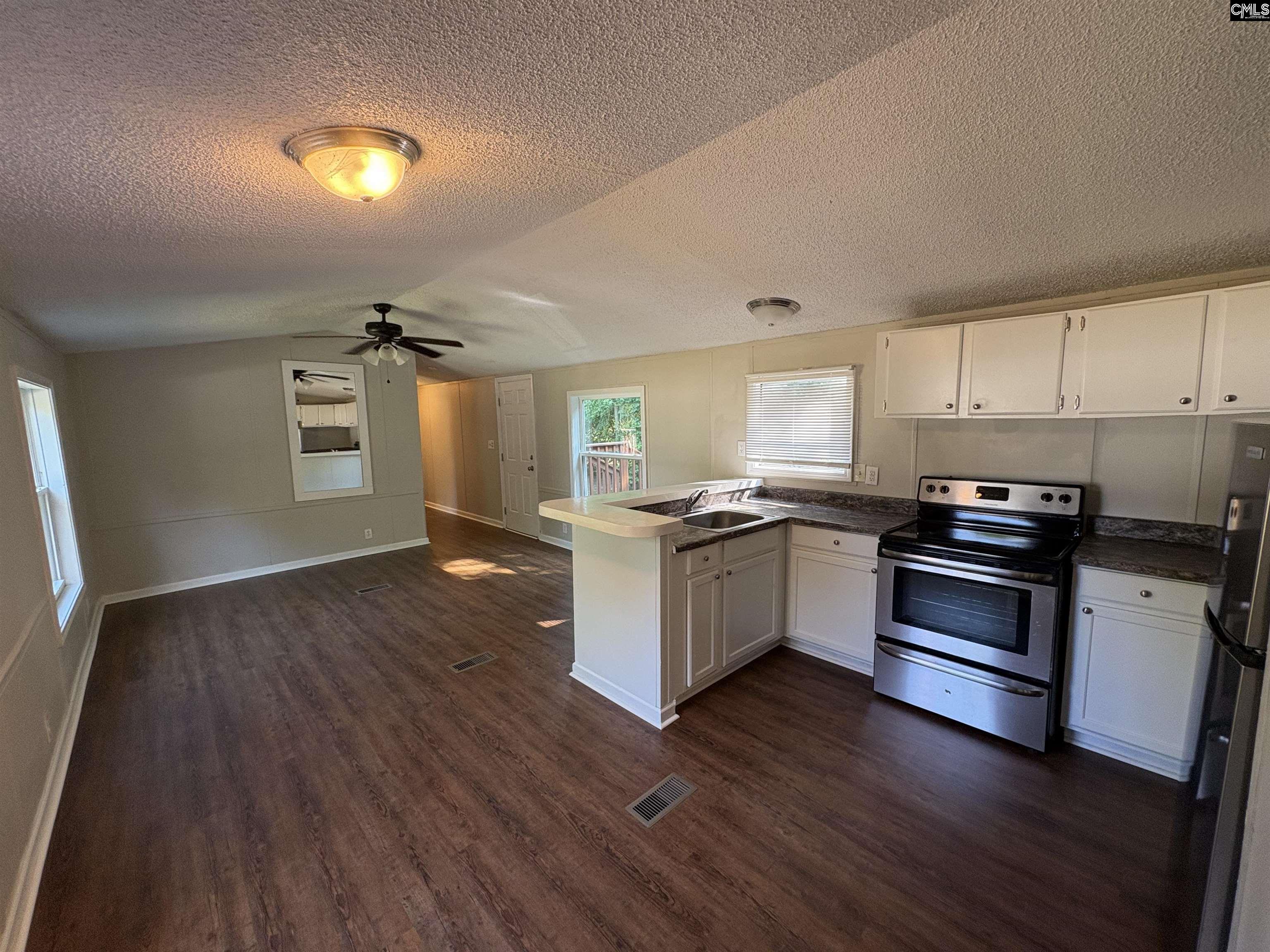 117 Jay Street Hopkins, SC 29061