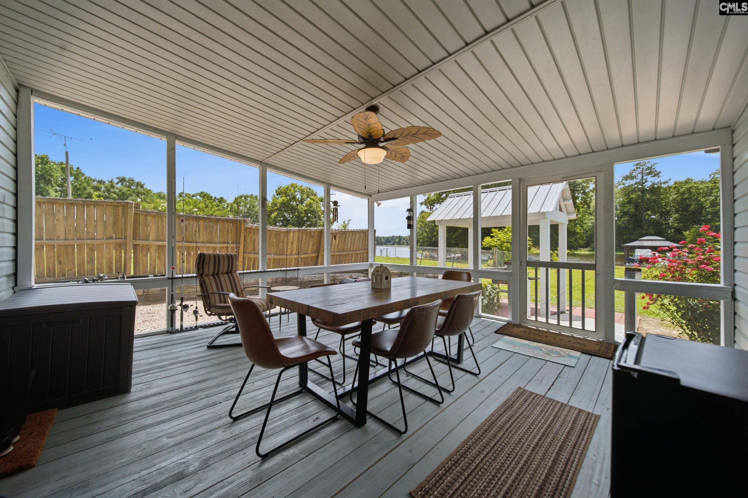 1037 Natures Cove Road Saluda, SC 29138