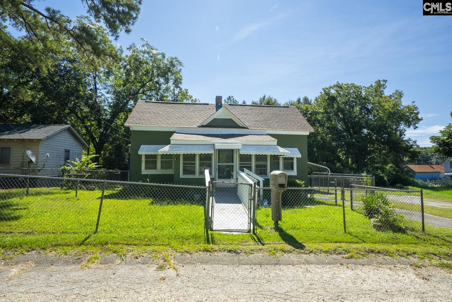 1216 Player Street