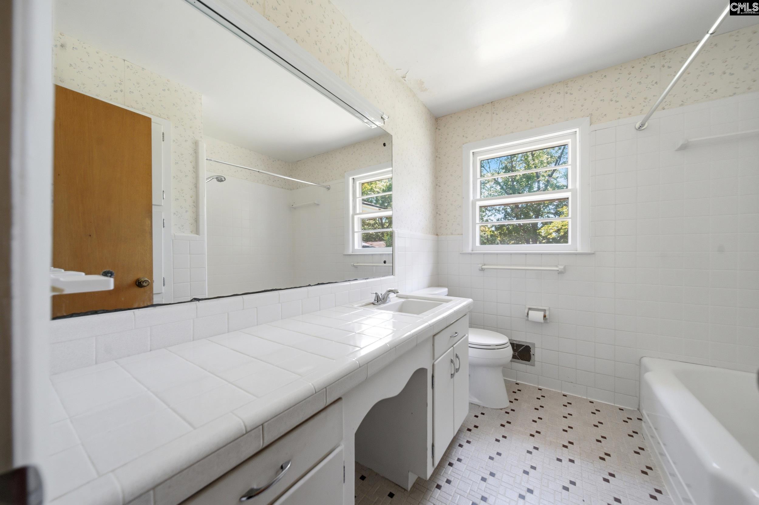 1870 Westmoreland Avenue Florence, SC 29505