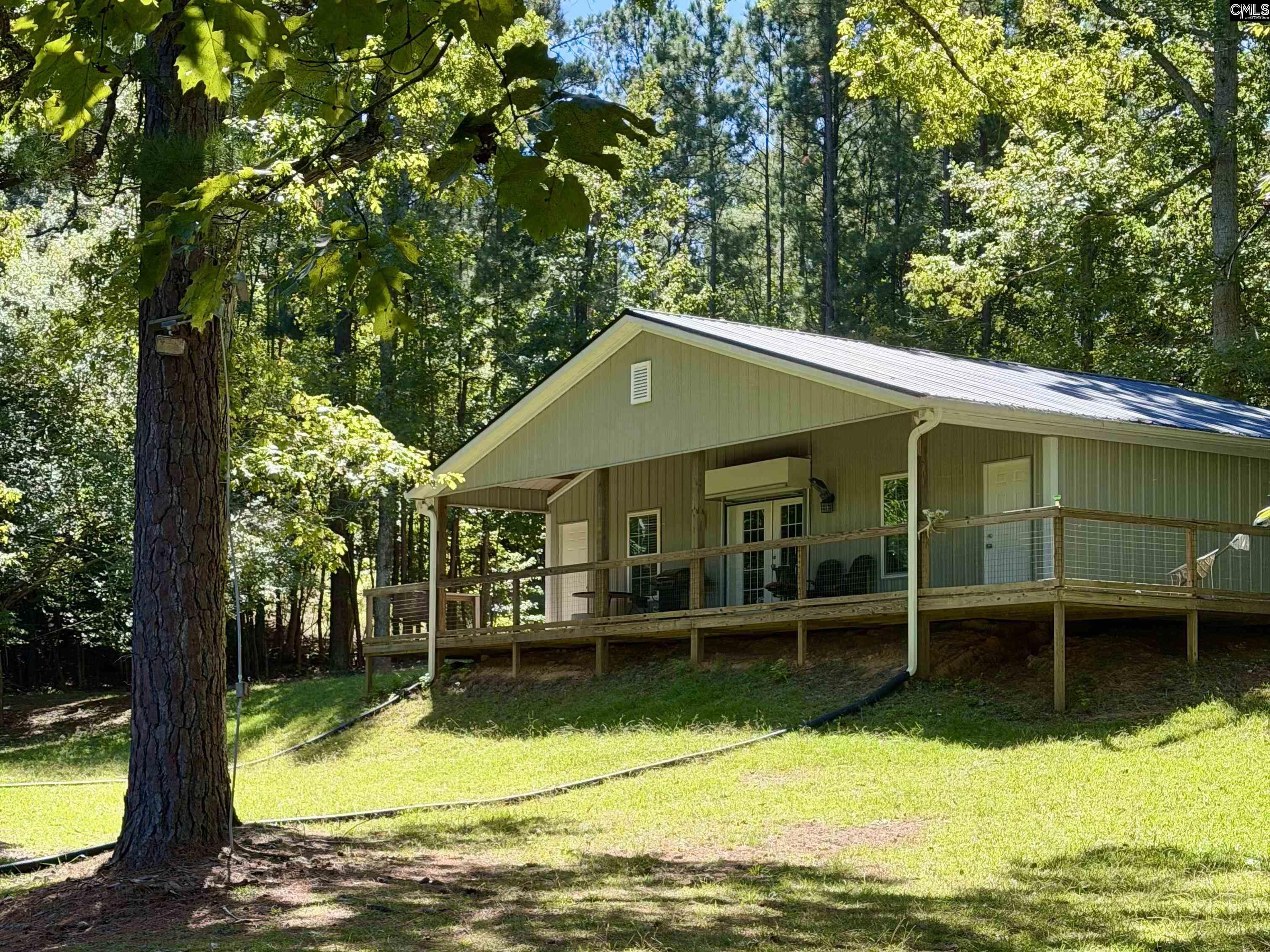 1579 Rockton Thruway Road