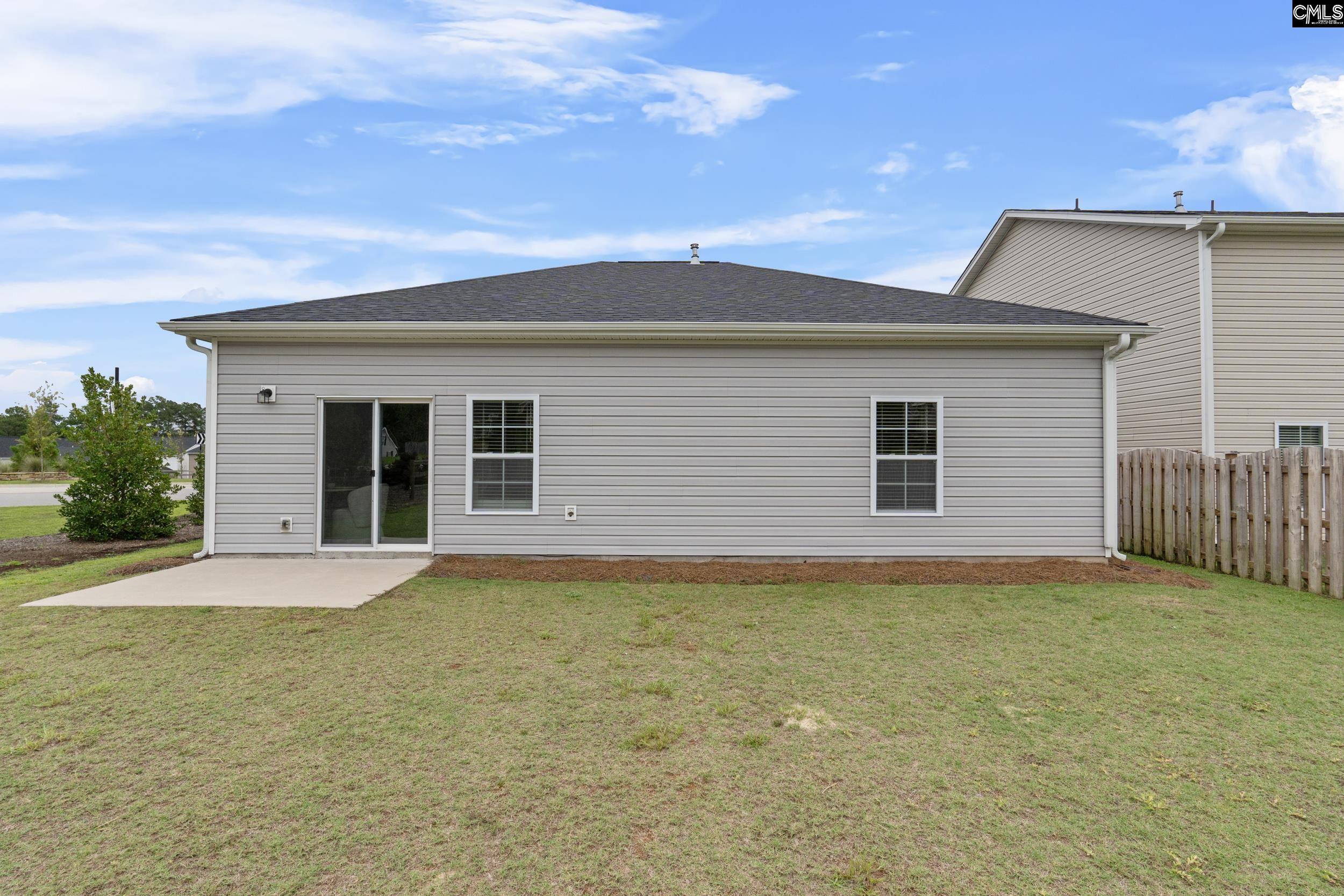 638 Marbled Teal Lane Hopkins, SC 29061