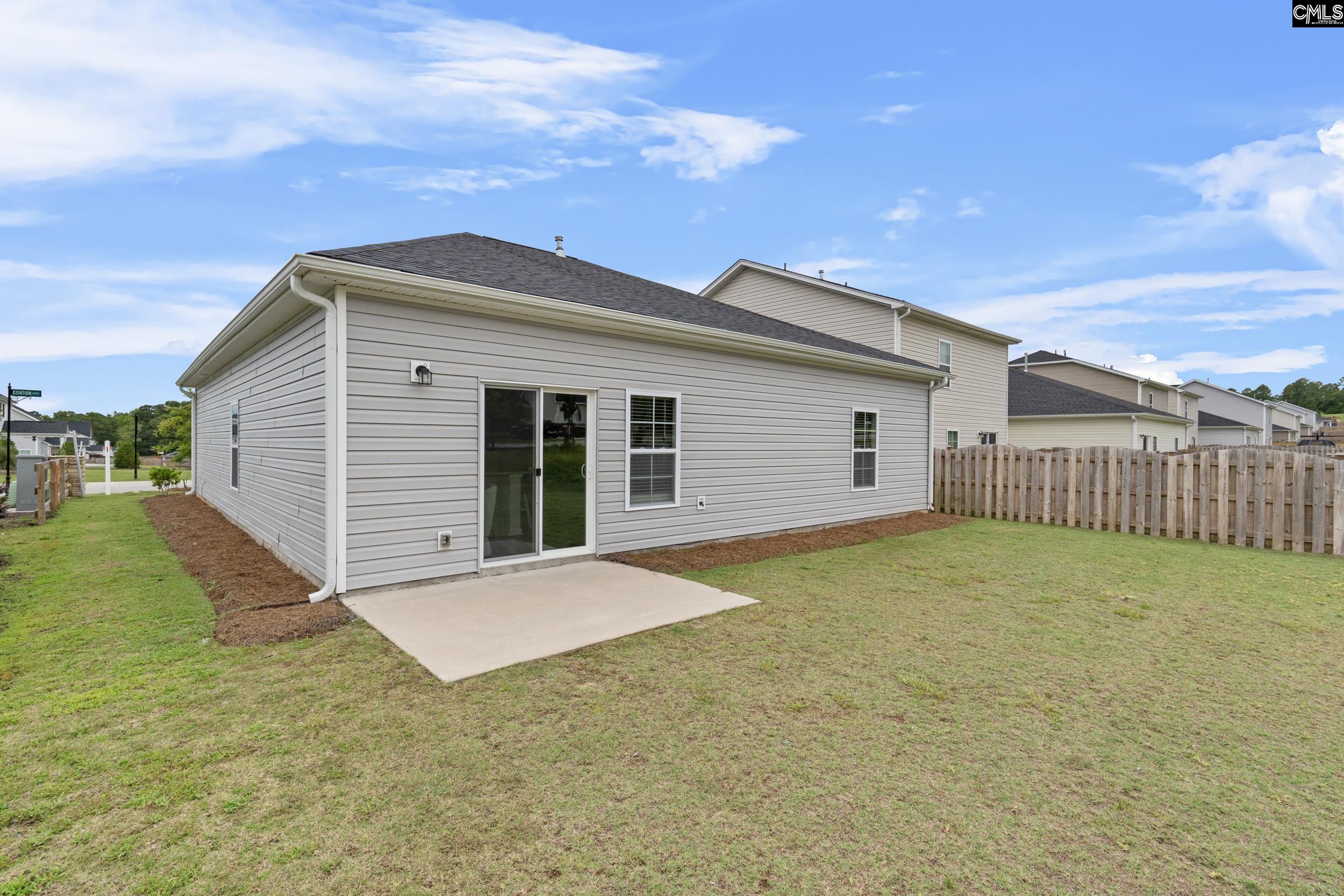 638 Marbled Teal Lane Hopkins, SC 29061