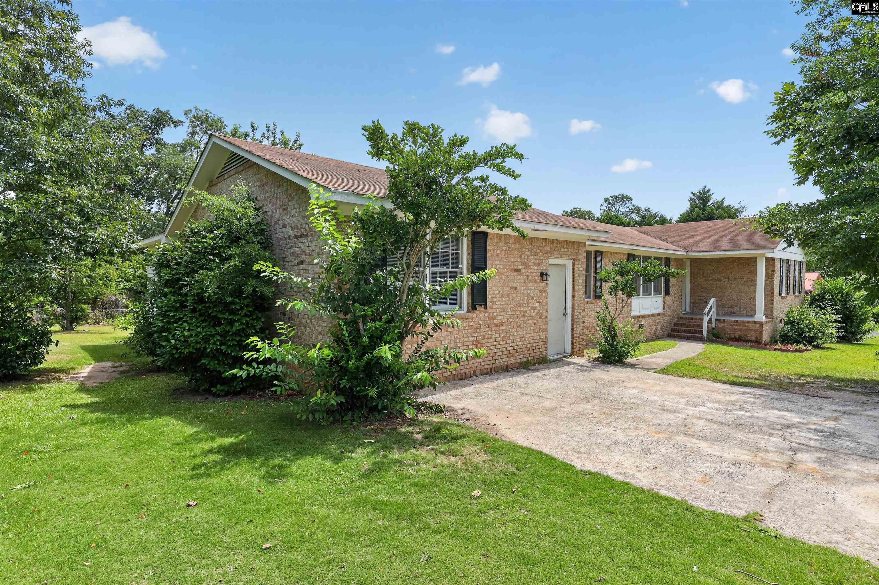 7821 Folly Court Columbia, SC 29209