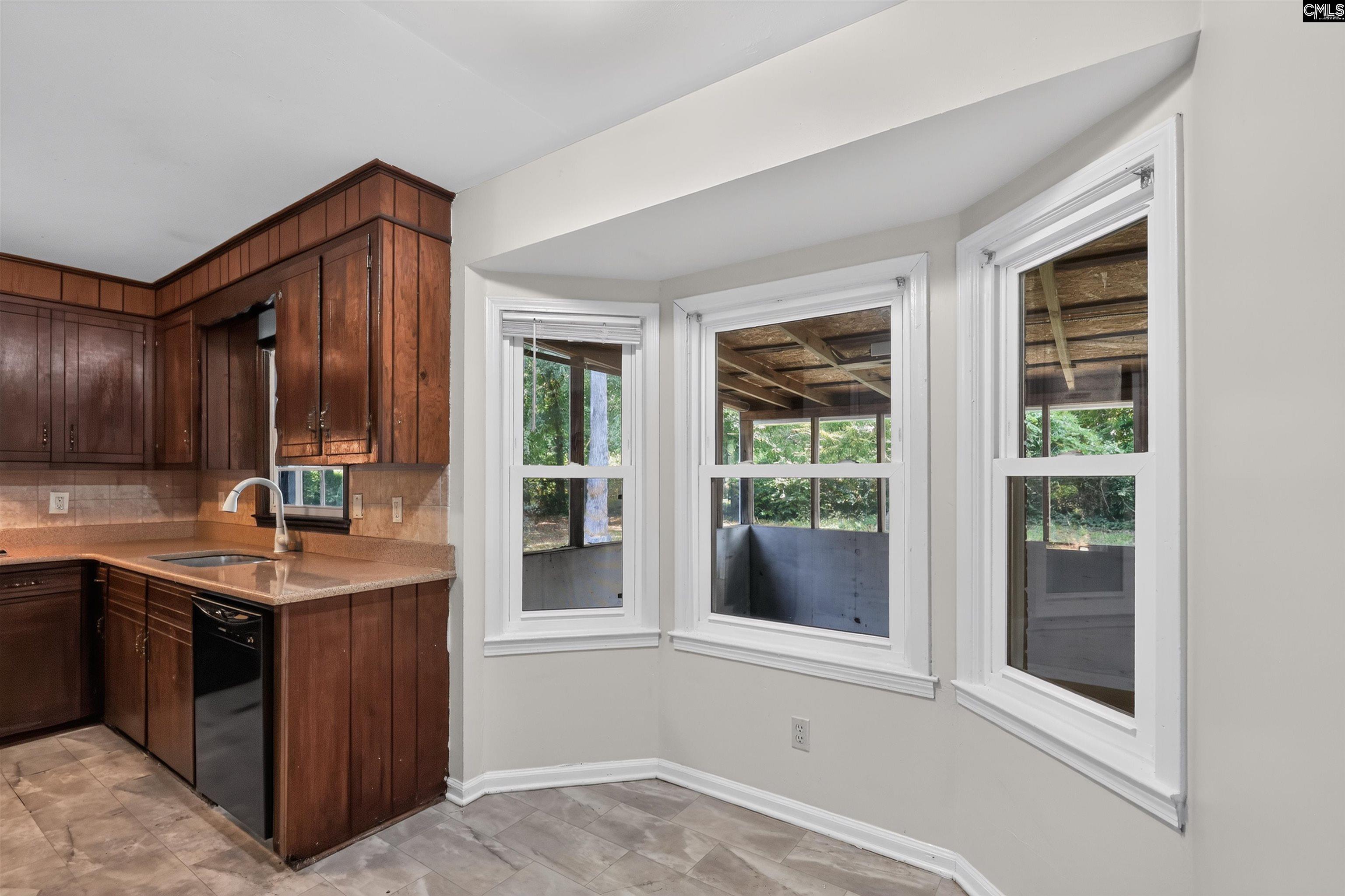 119 Charing Cross Road Irmo, SC 29063